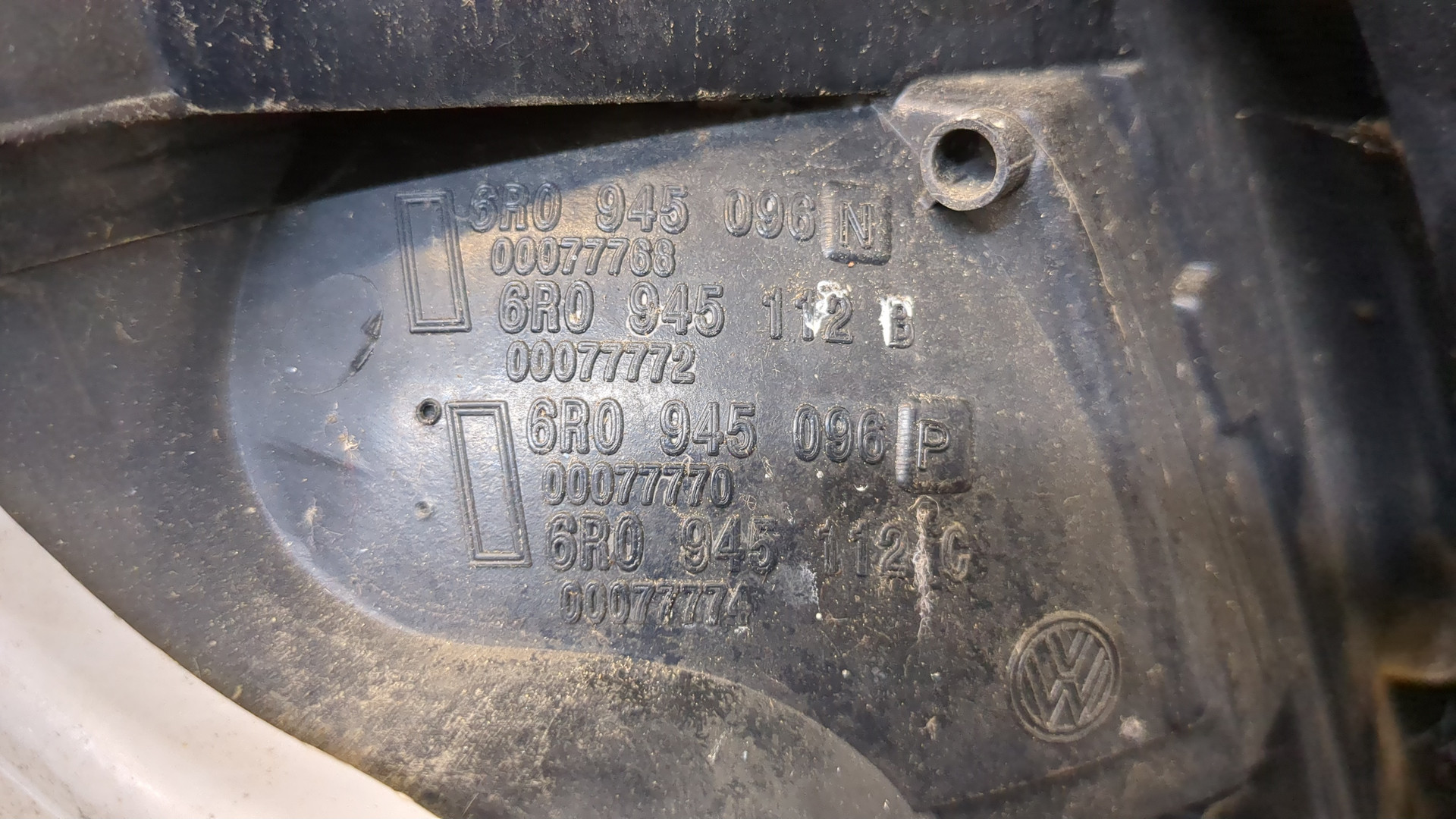 Фонарь задний правый