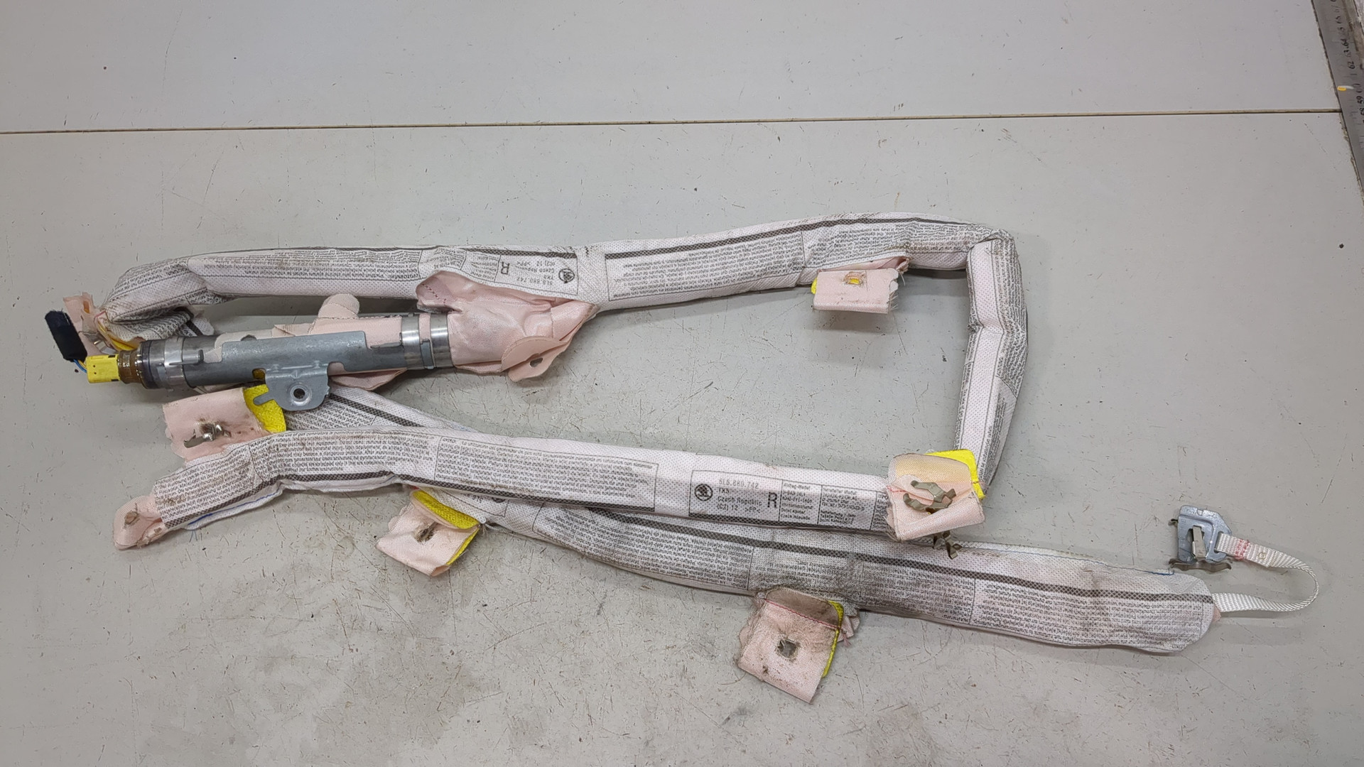 Подушка безопасности боковая (шторка)