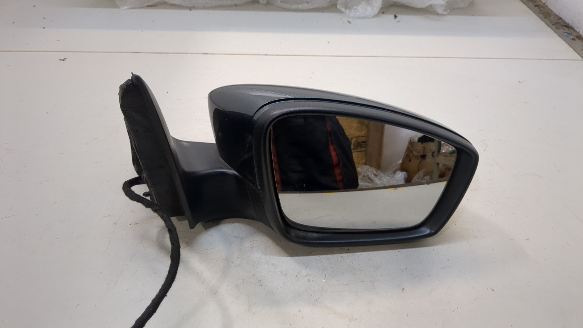 Зеркало правое электрическое