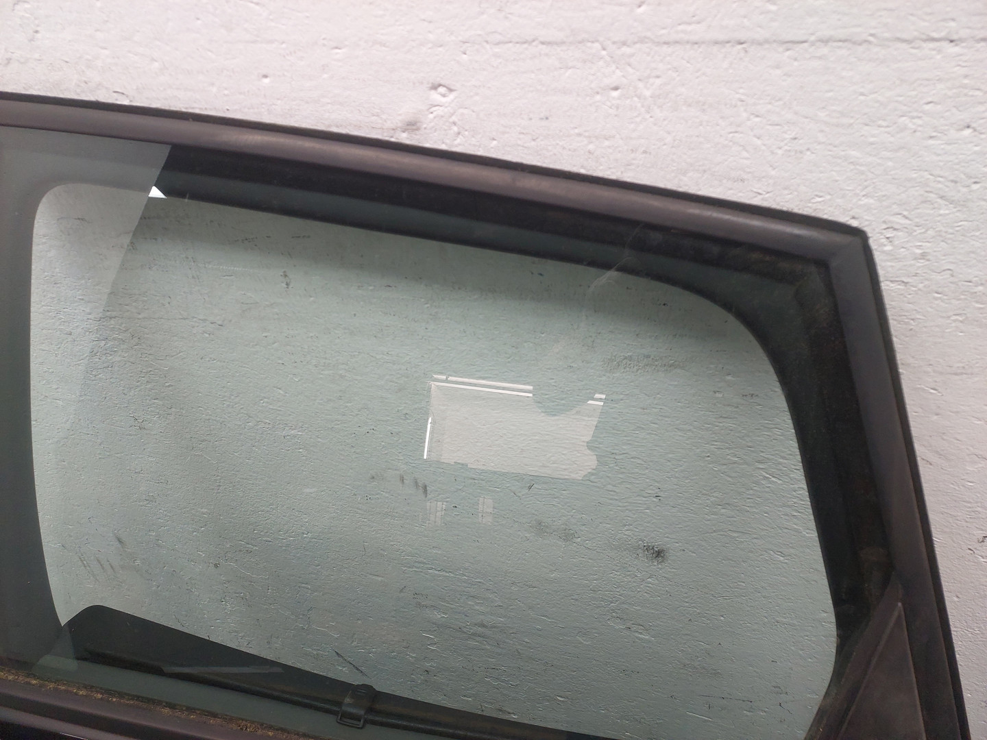 Дверь задняя левая