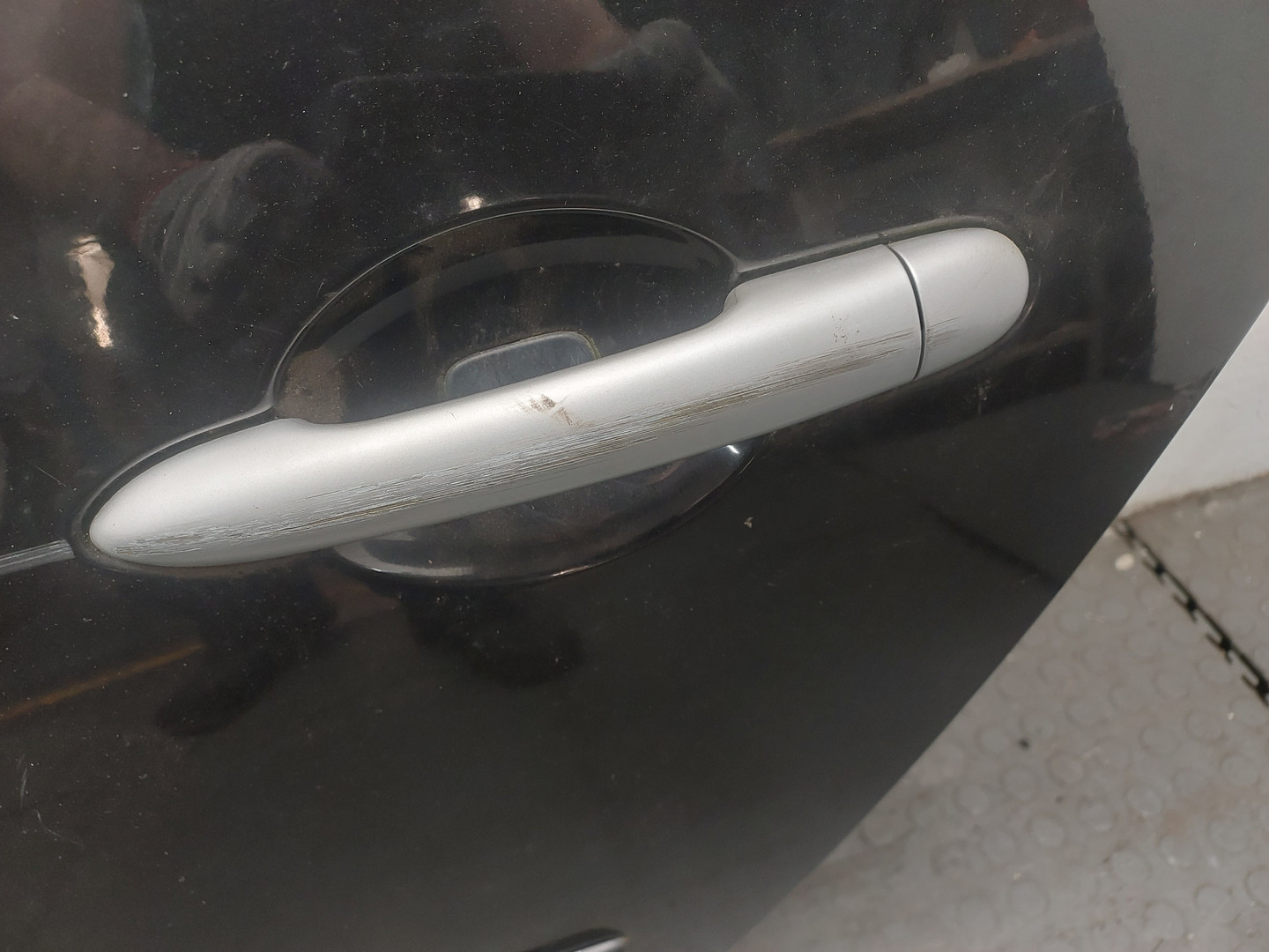 Дверь задняя левая