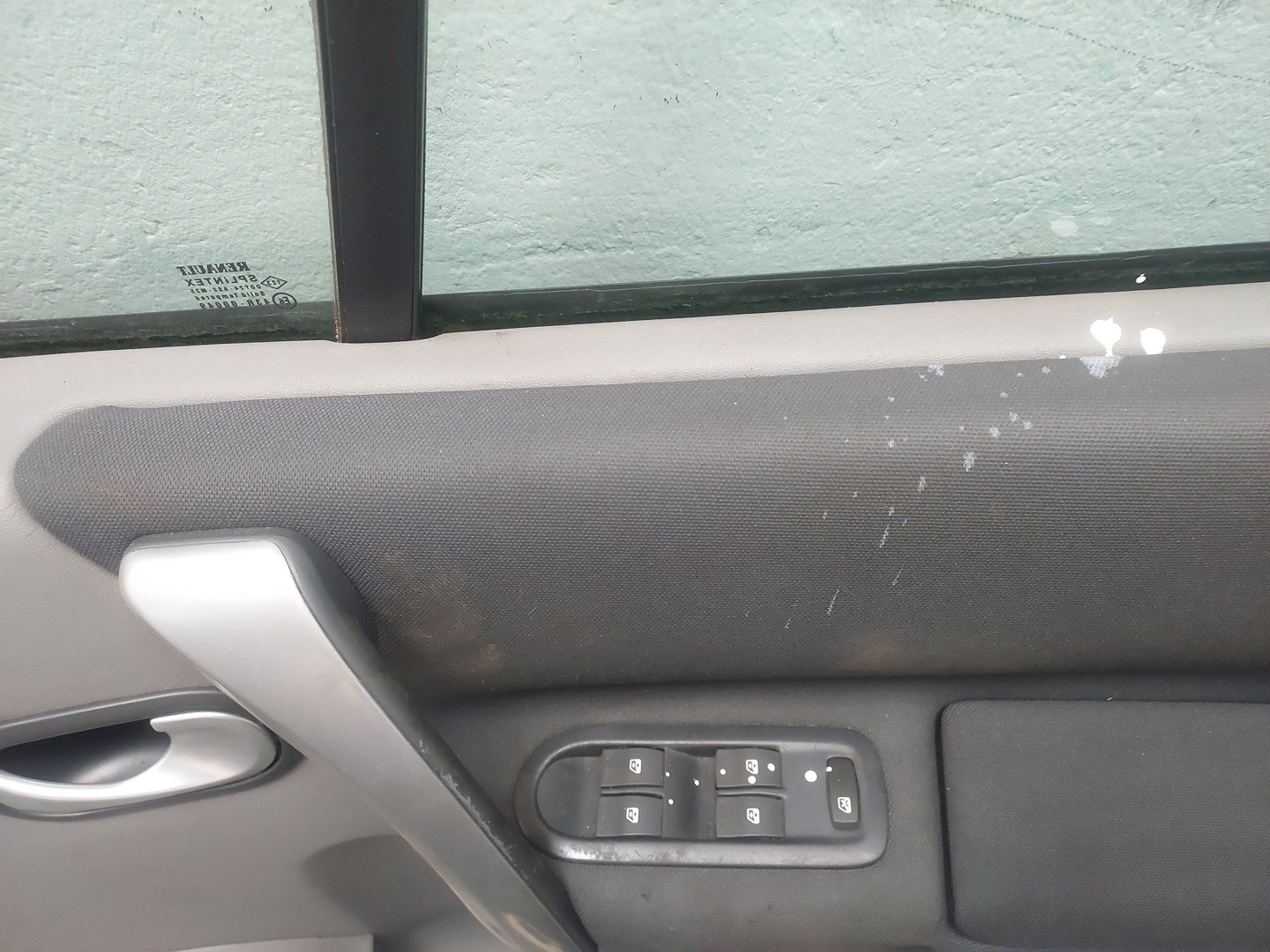 Дверь передняя правая