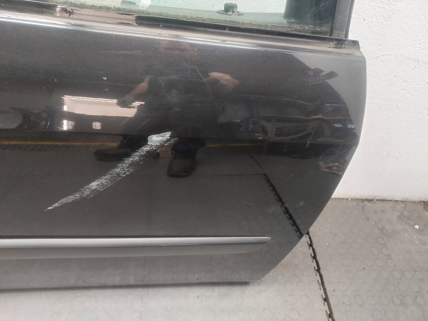 Дверь передняя правая