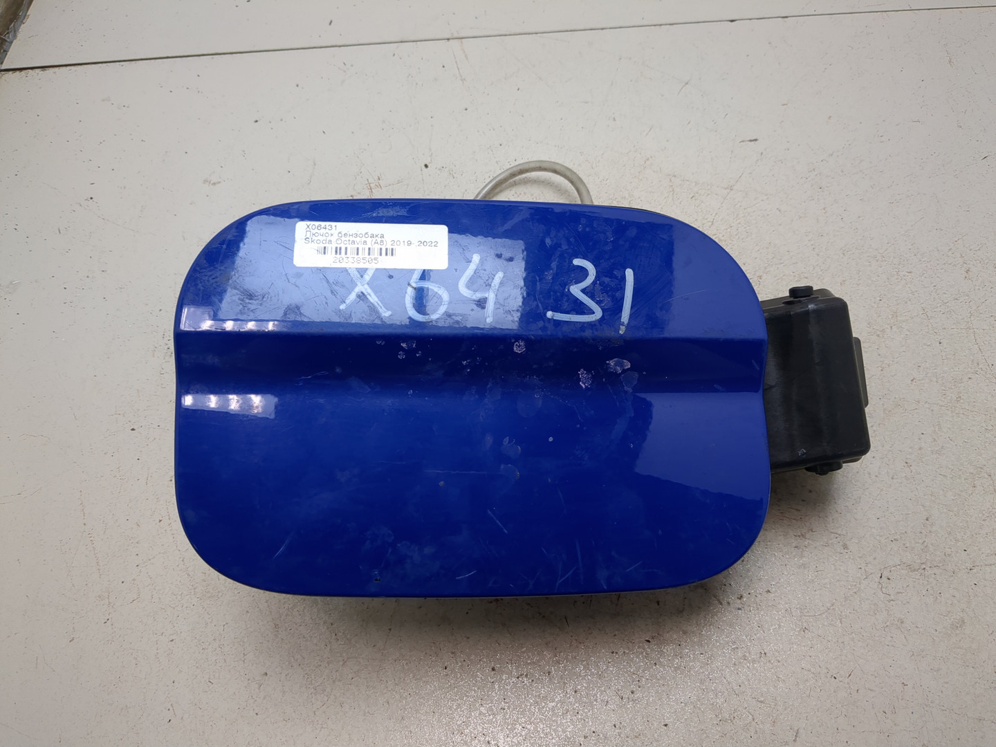 Лючок бензобака