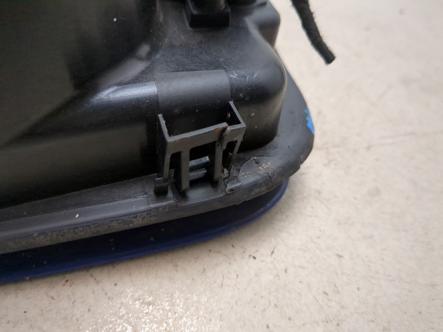 Лючок бензобака