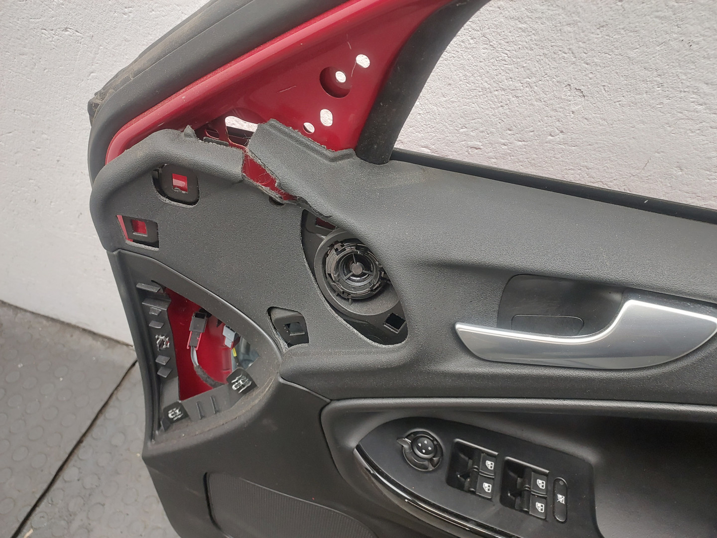 Дверь передняя правая