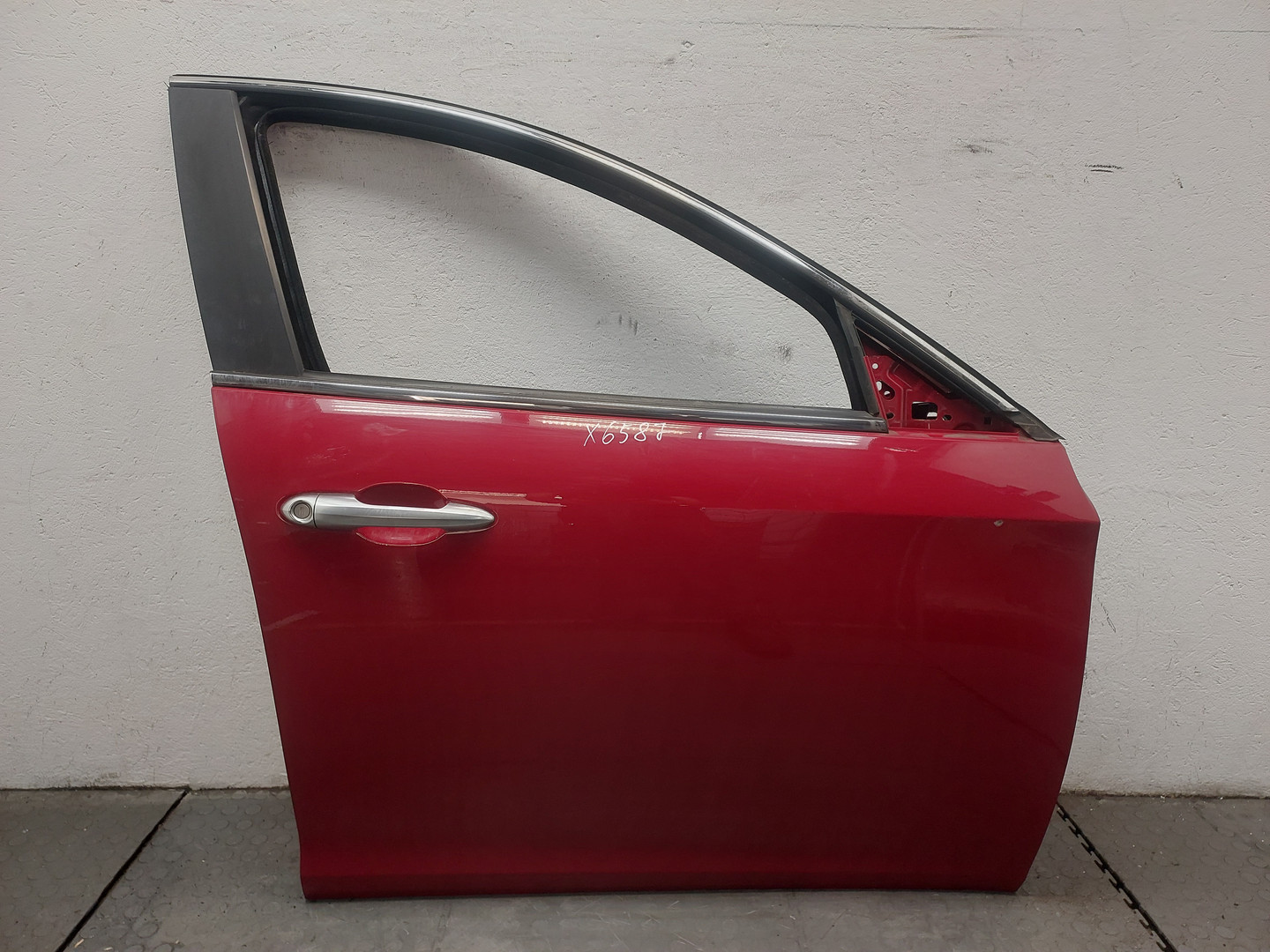 Дверь передняя правая