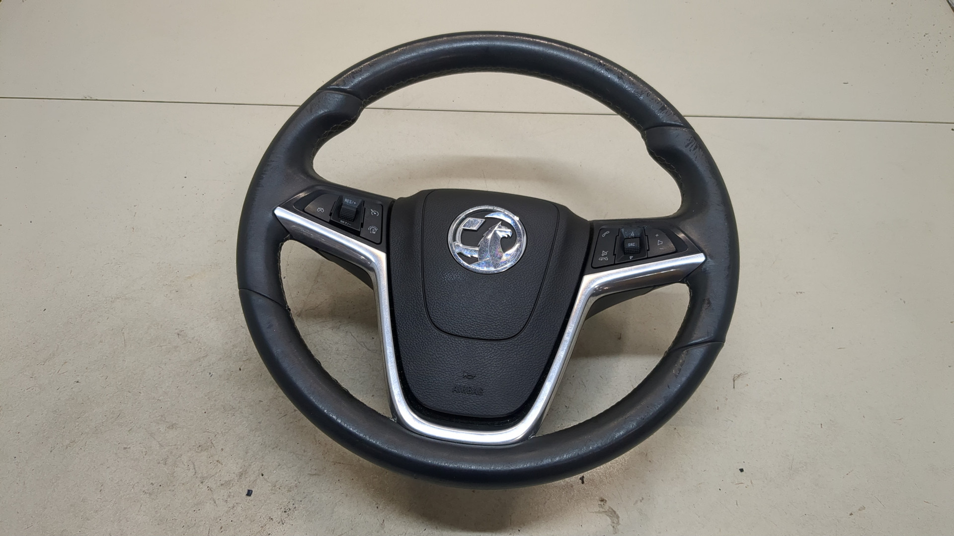 Рулевое колесо (руль)