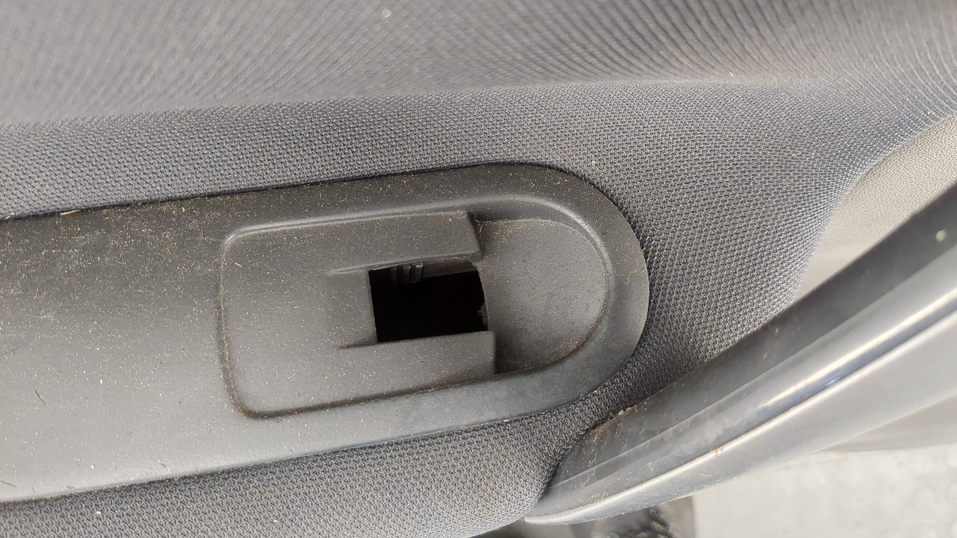 Дверь передняя левая