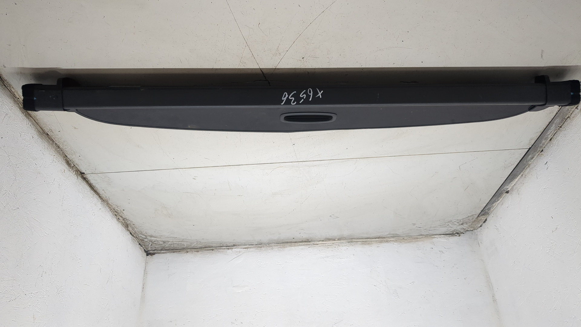 Шторка багажника