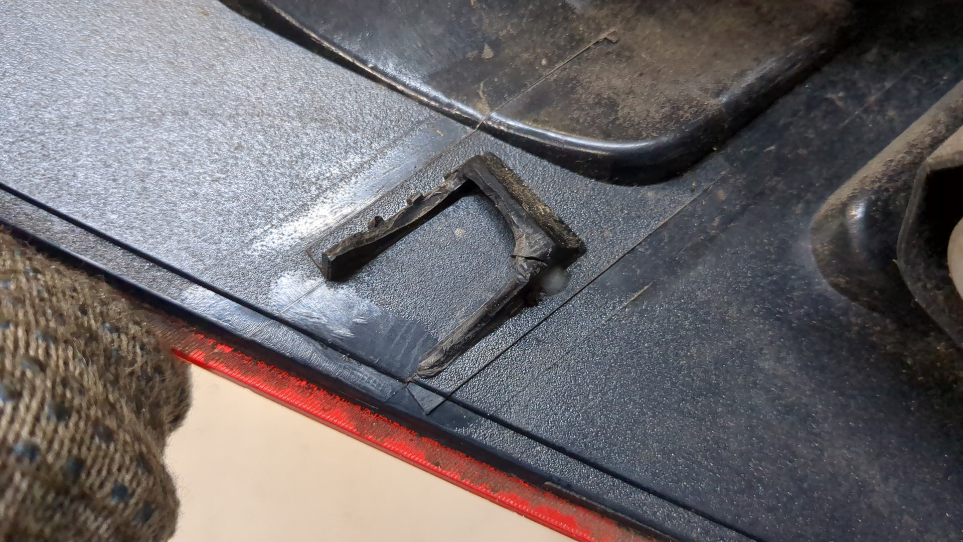 Фонарь задний правый