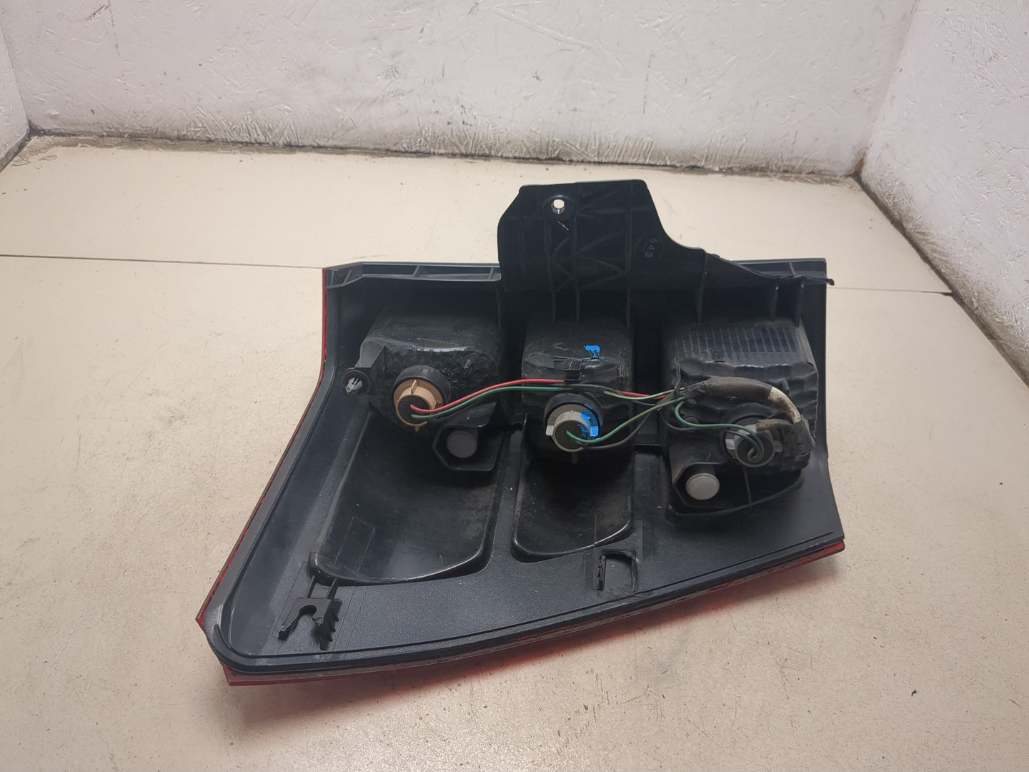 Фонарь задний правый