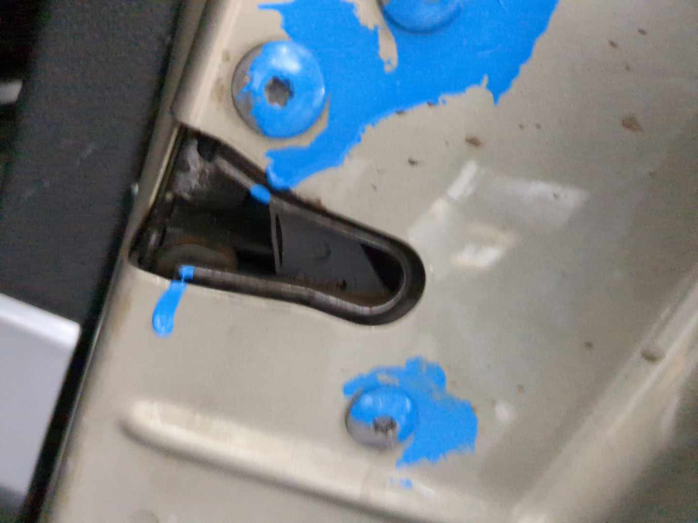 Дверь передняя правая