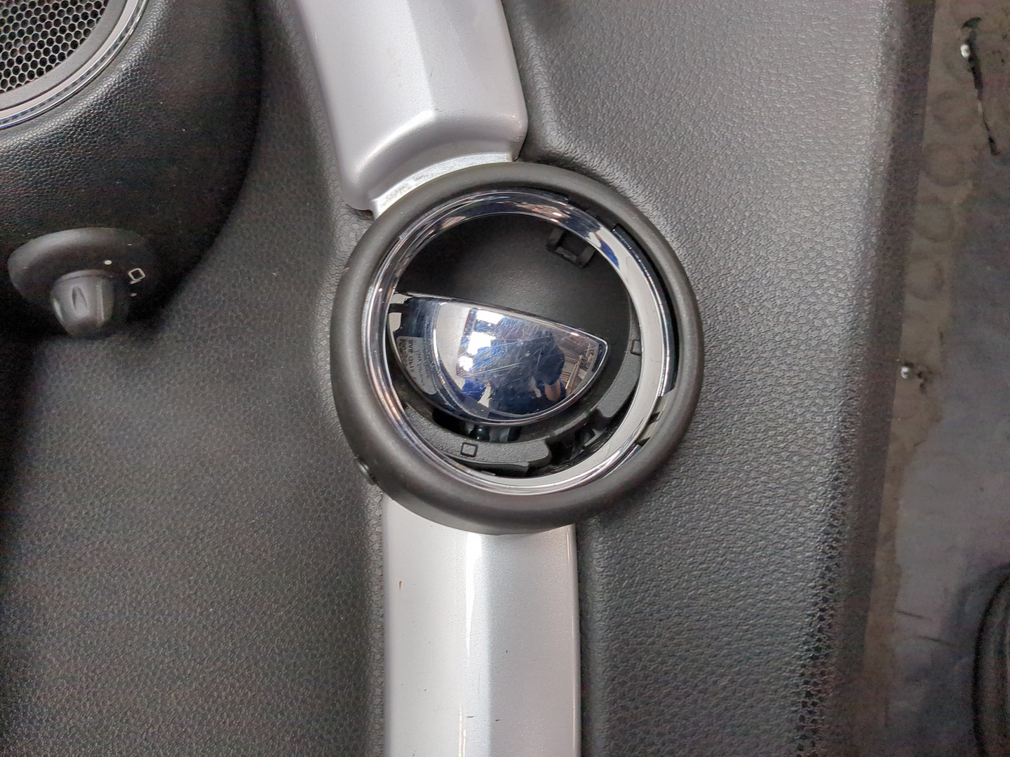 Дверь передняя правая