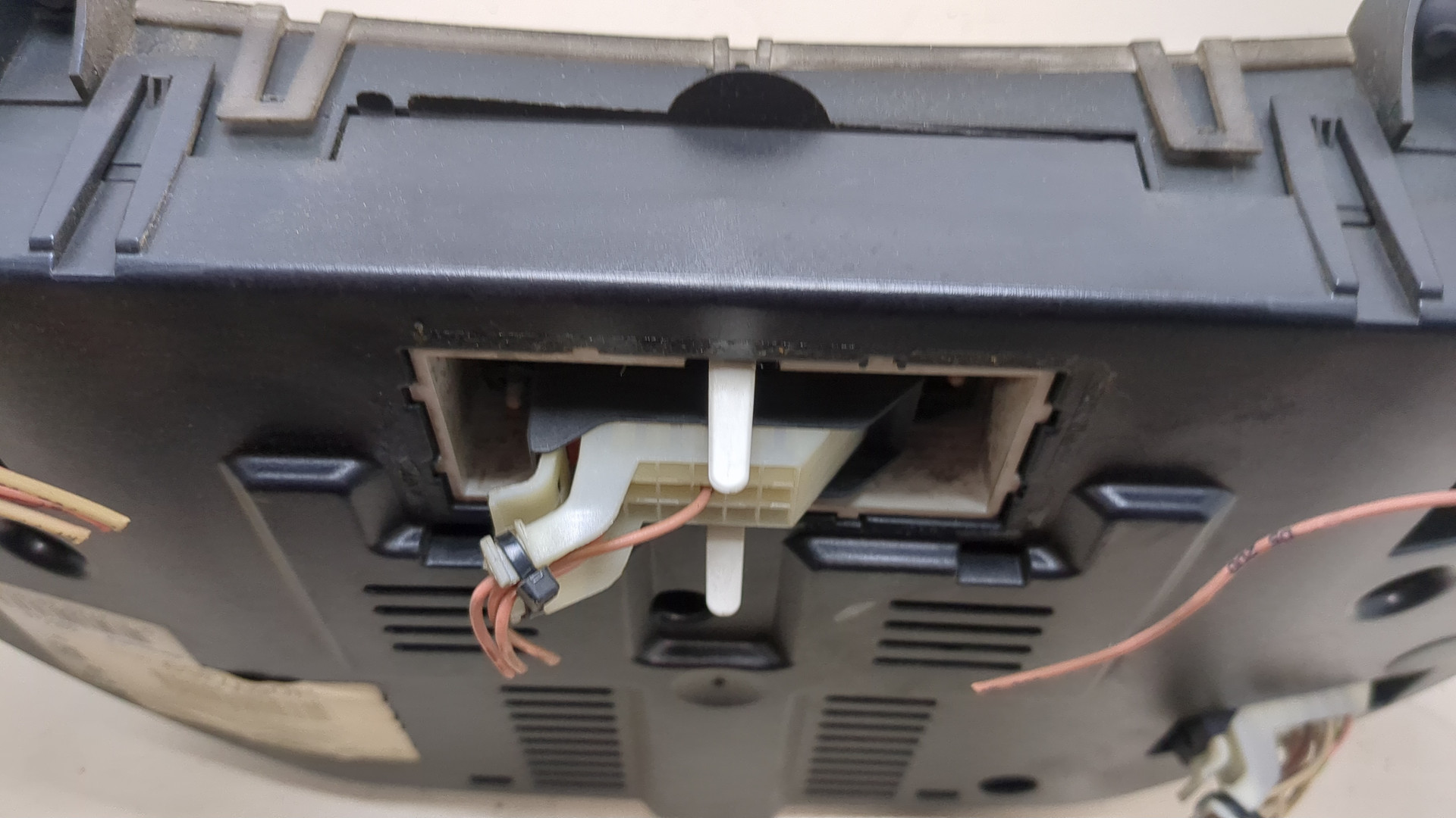 Панель приборов