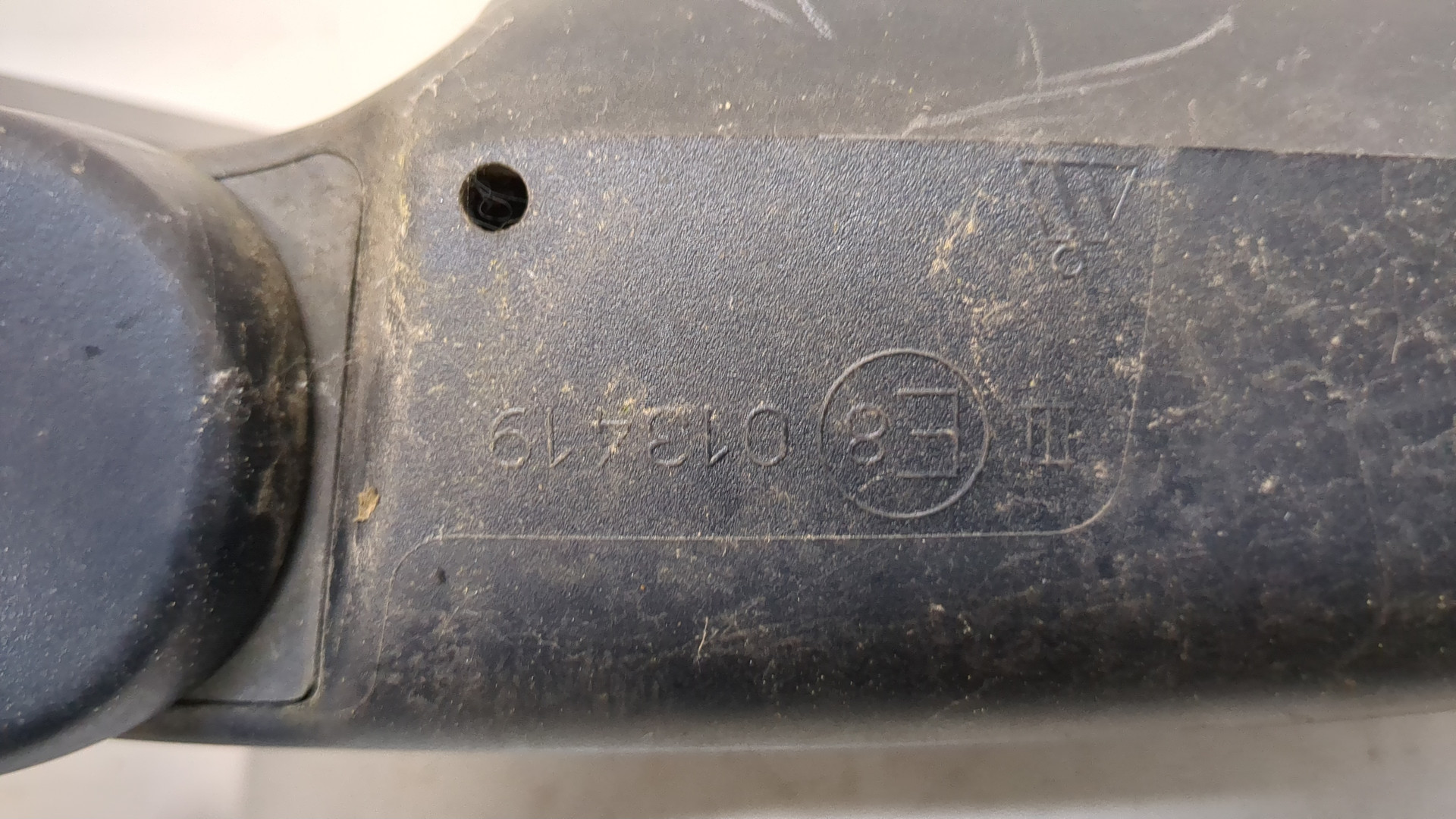 Зеркало правое электрическое