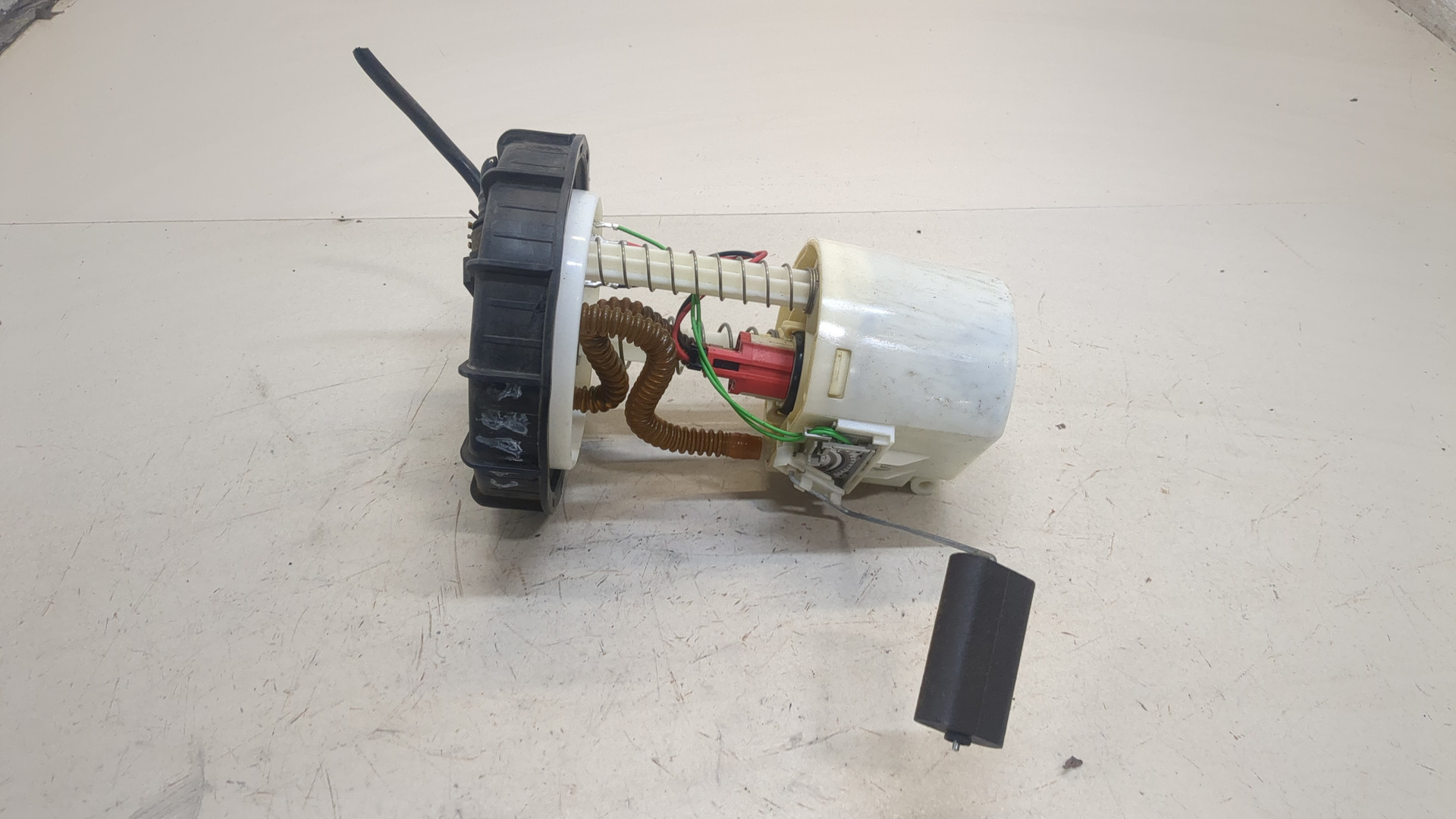 Насос топливный электрический