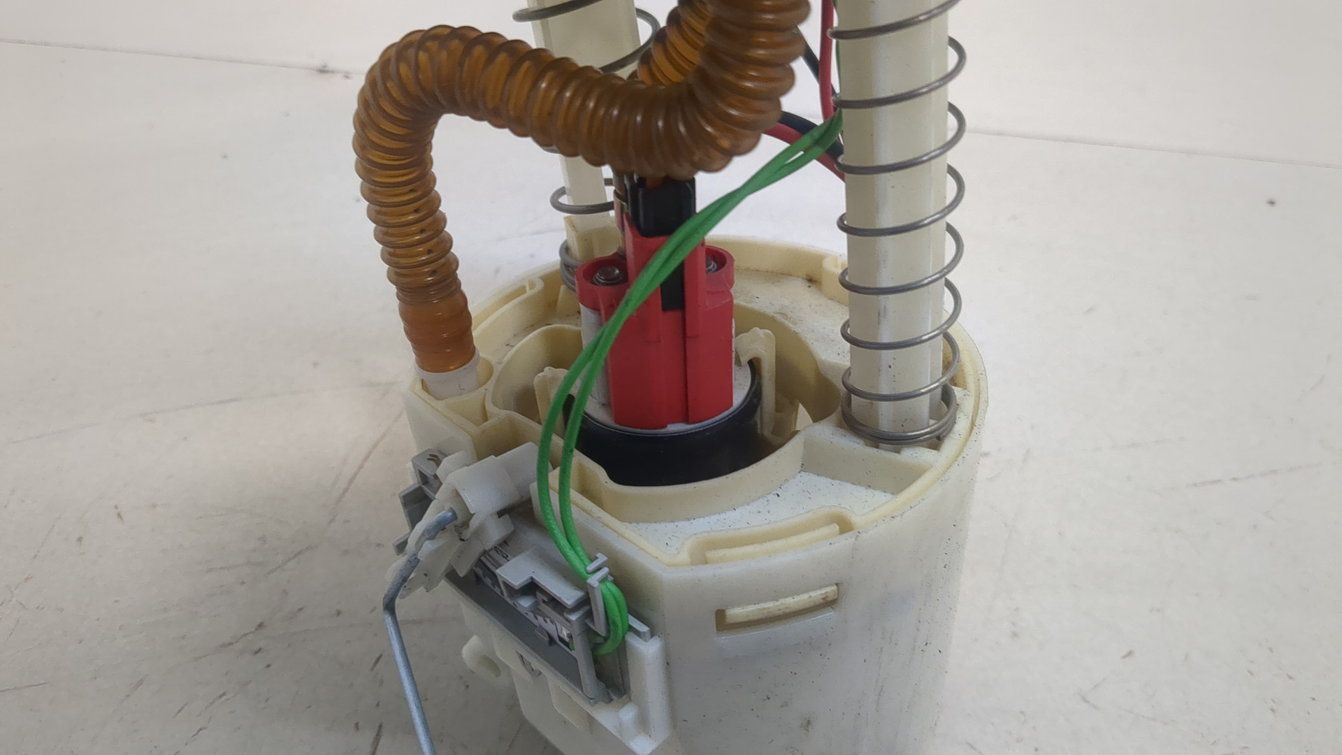 Насос топливный электрический