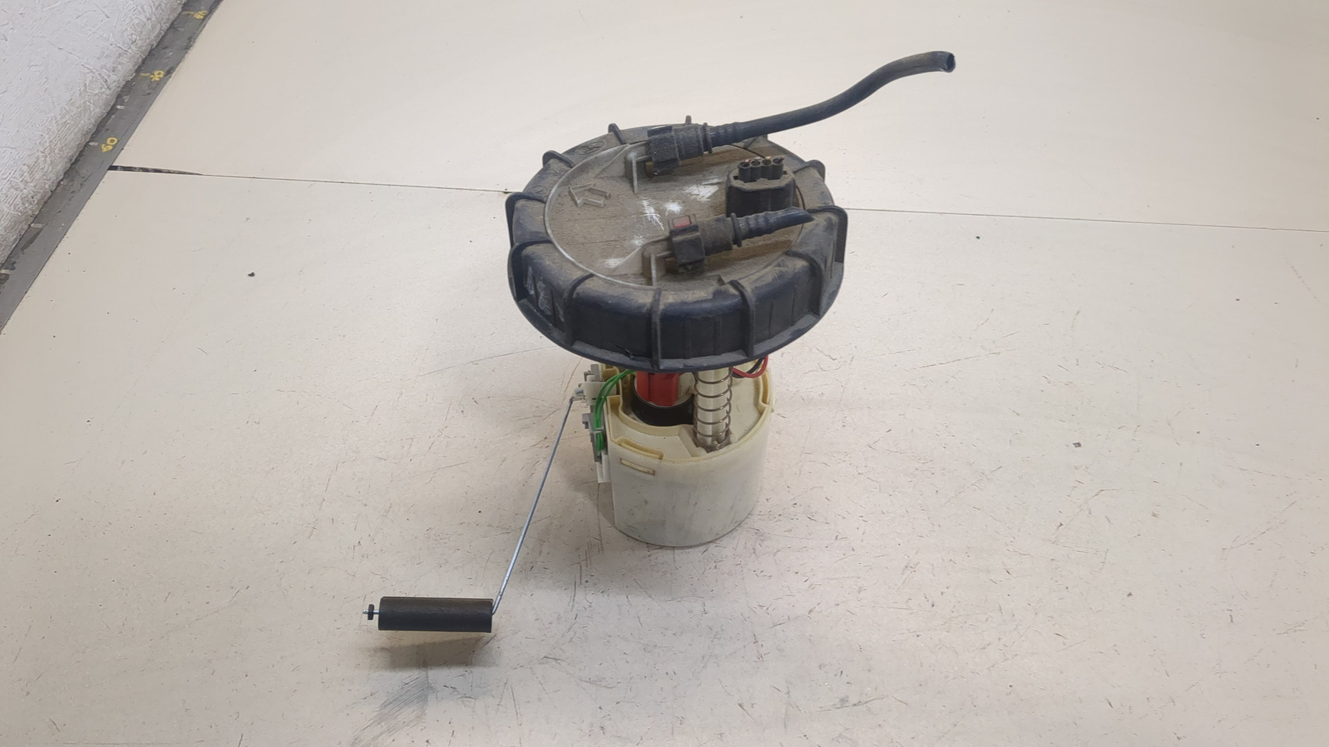 Насос топливный электрический