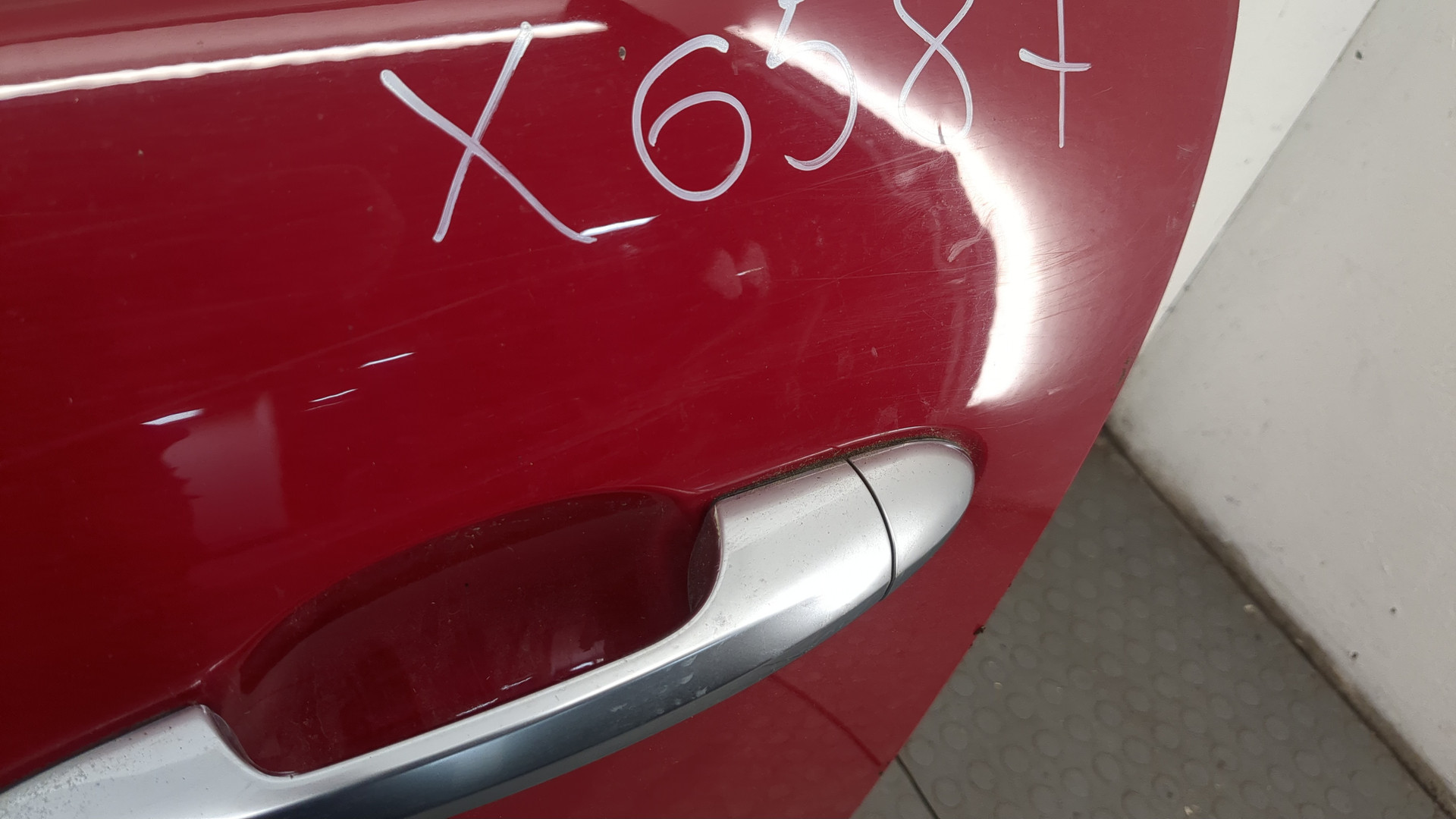 Дверь передняя левая