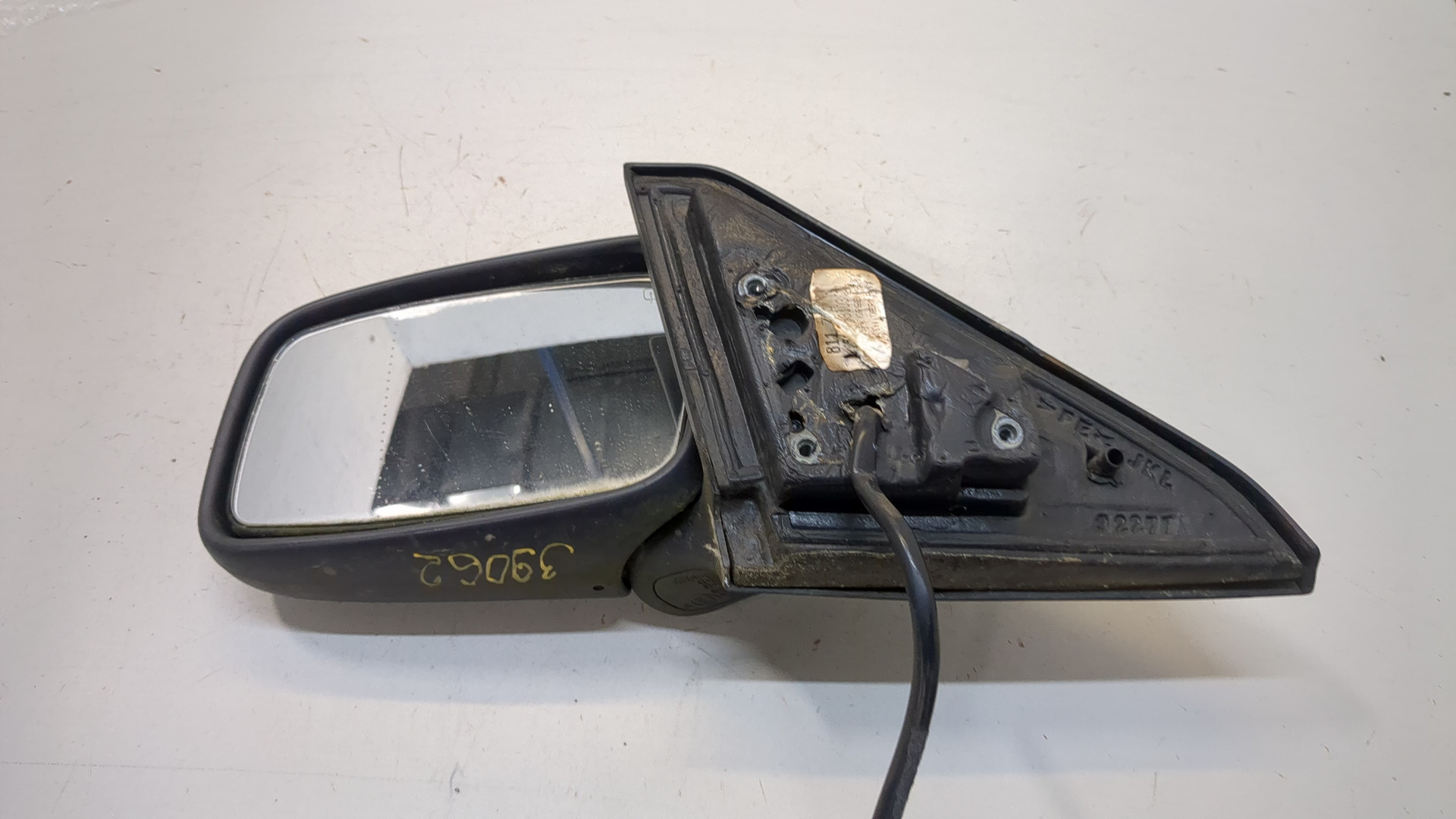 Зеркало левое электрическое