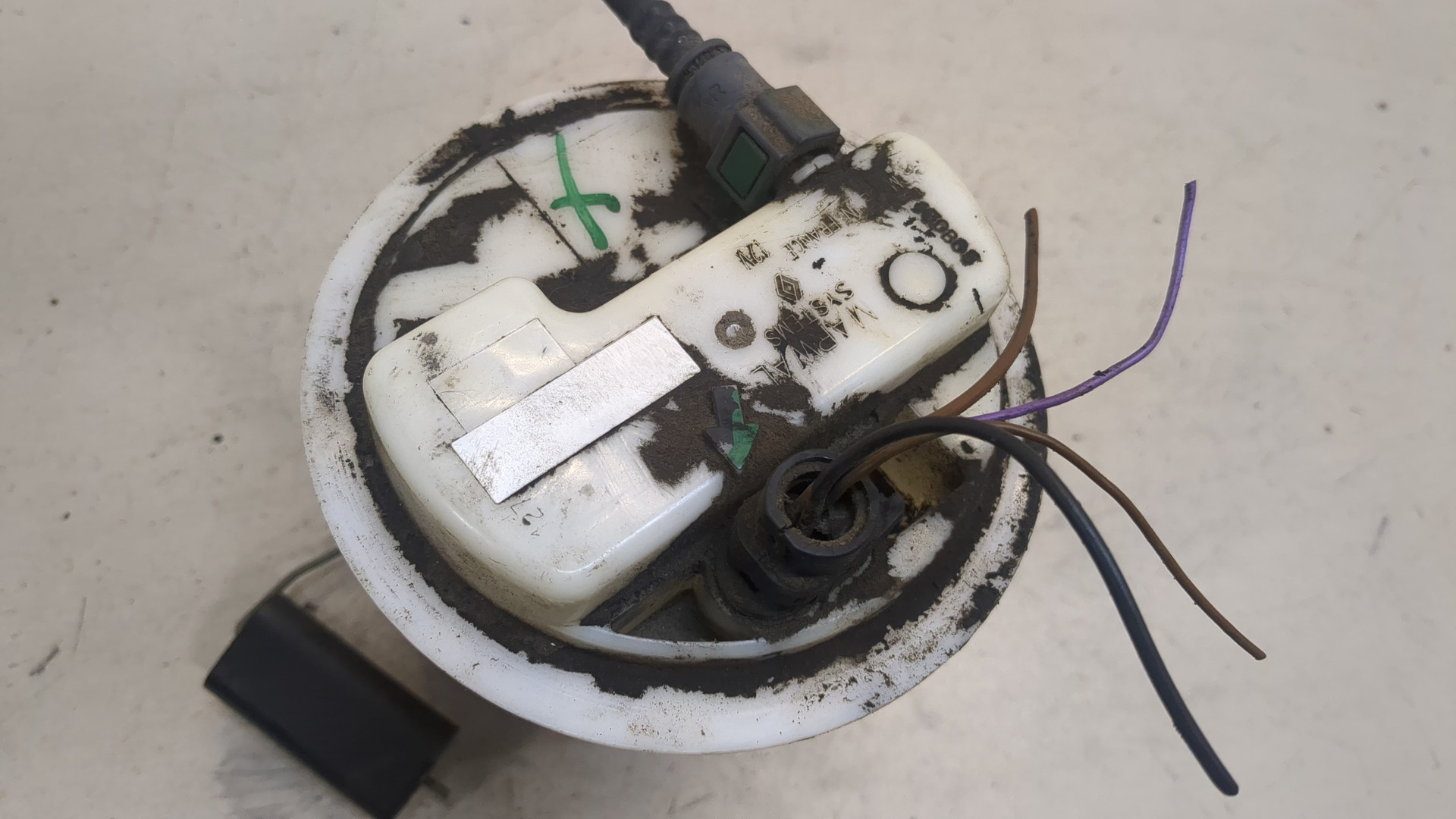 Насос топливный электрический