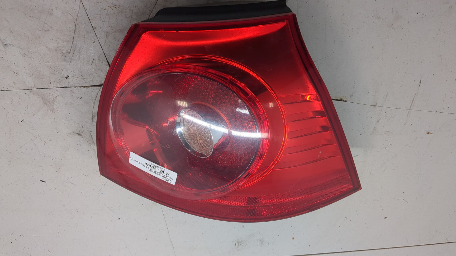 Фонарь задний правый