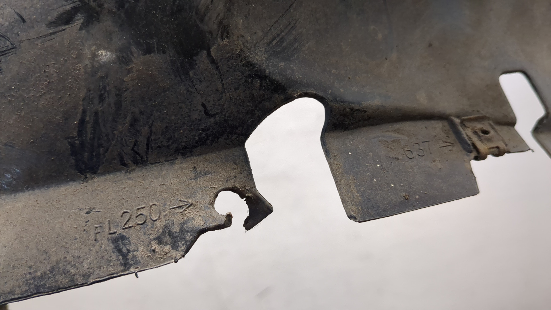 Локер передний левый