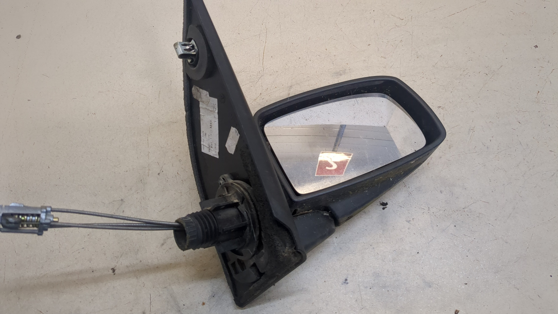 Зеркало правое электрическое