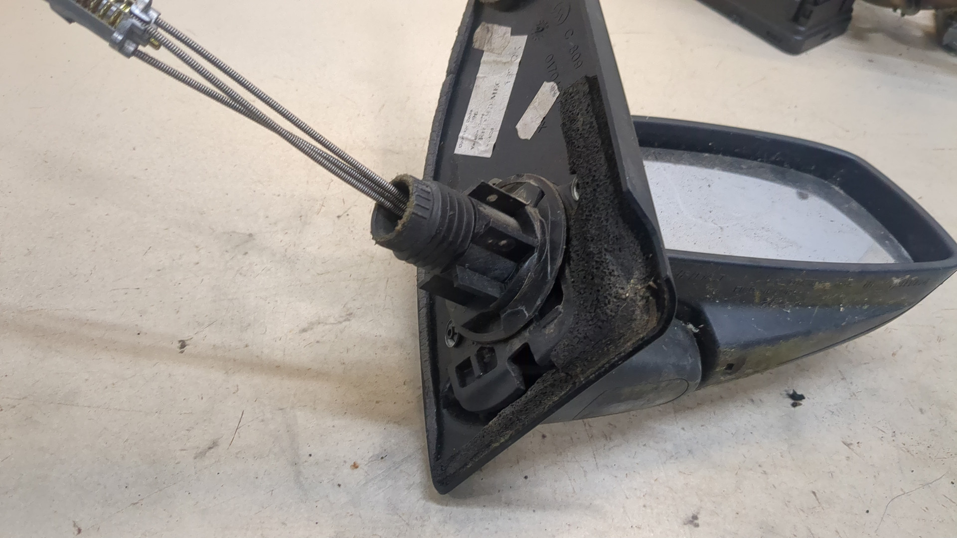 Зеркало правое электрическое