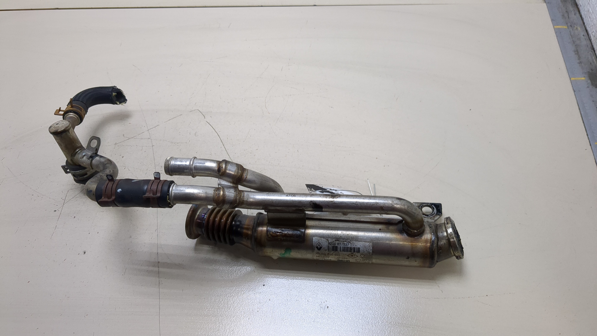 Тройник вентиляции картерных газов