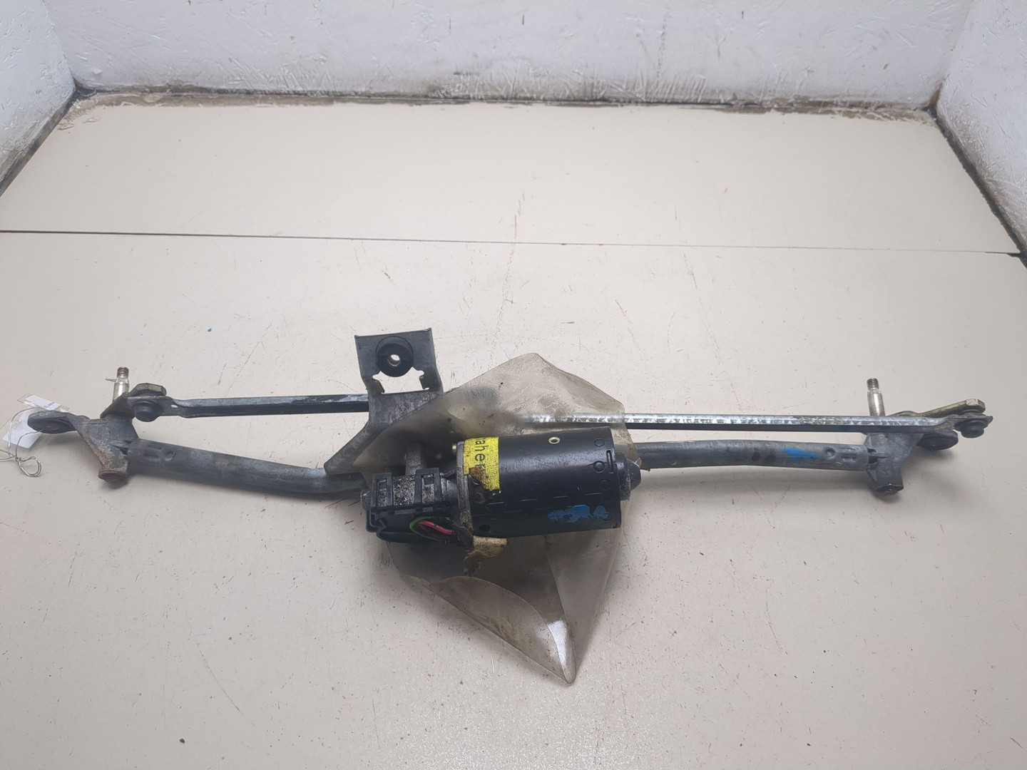 Трапеция стеклоочистителей