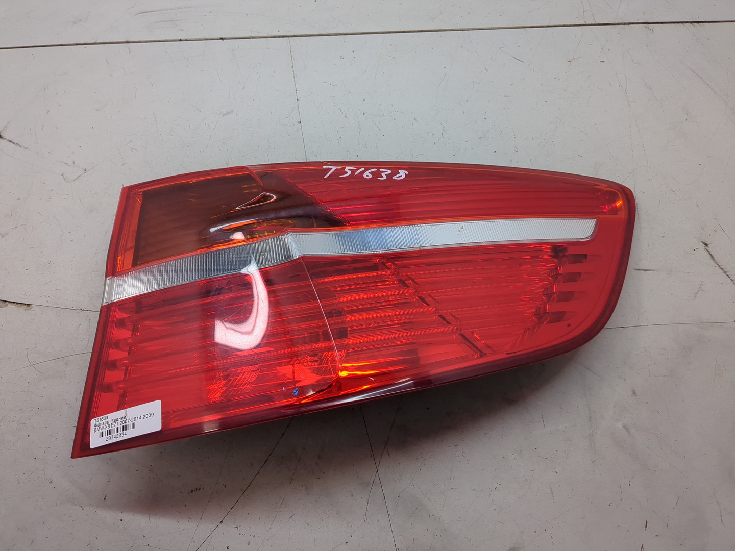 Фонарь задний правый