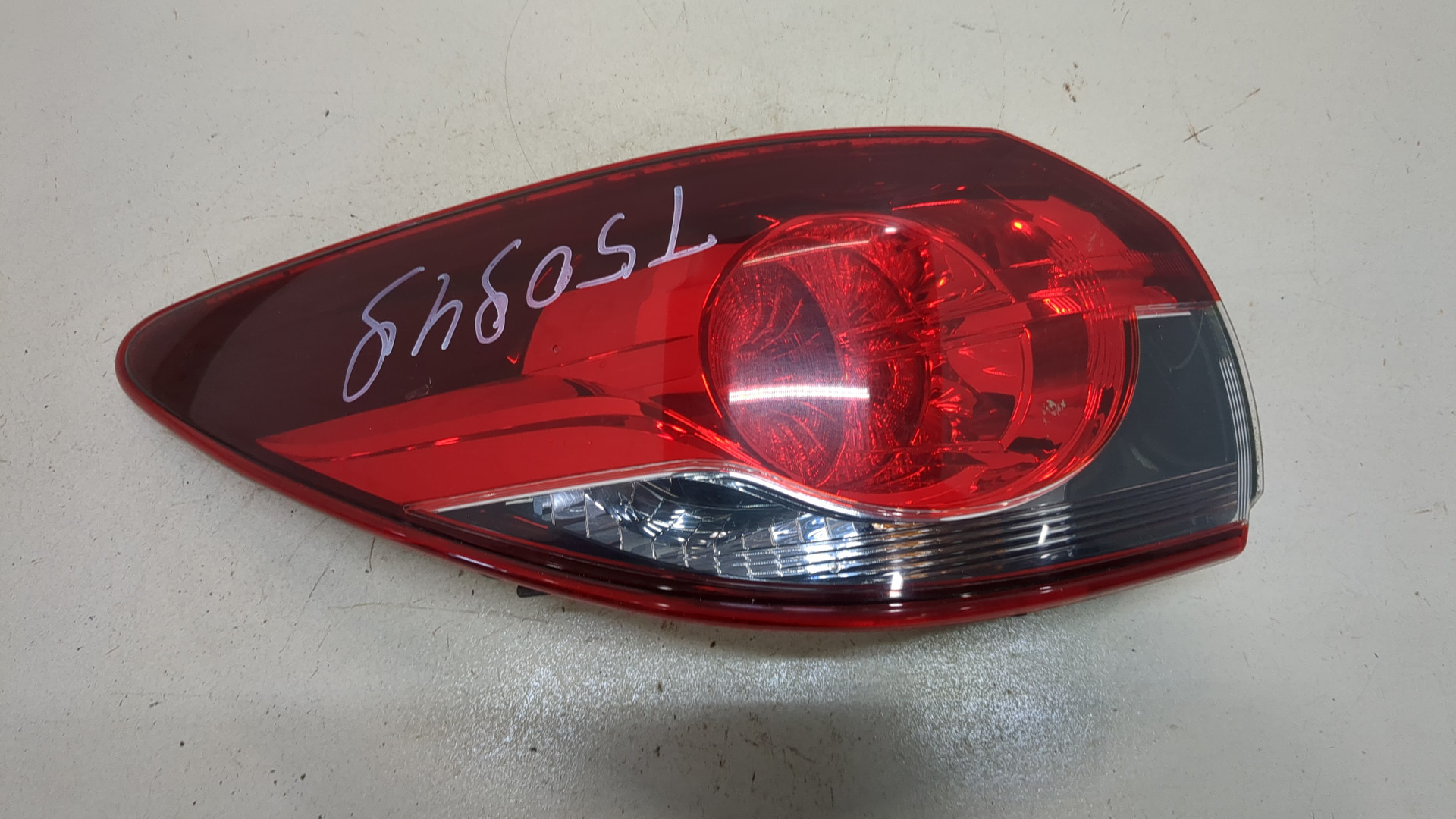 Фонарь задний левый