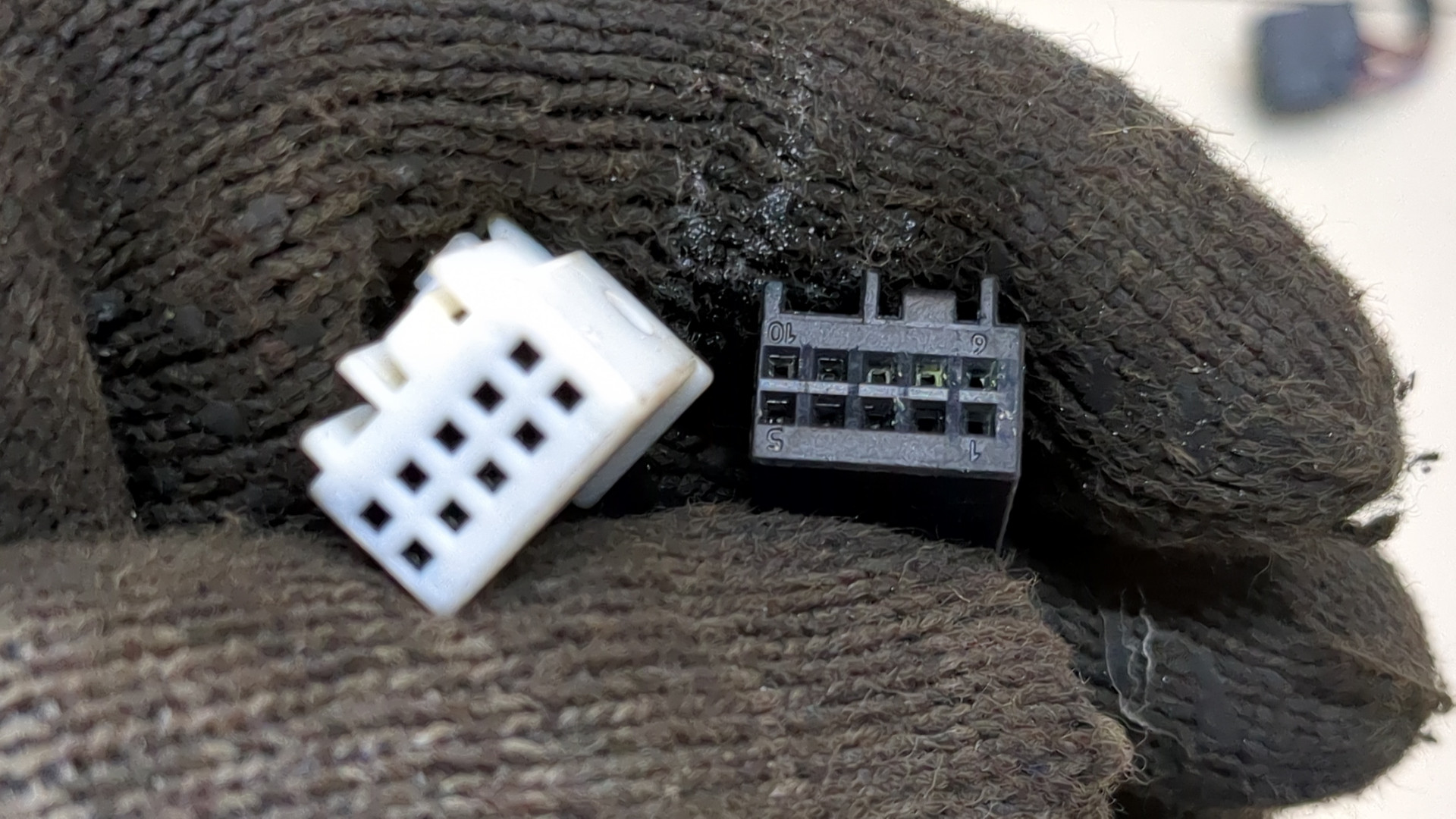 Зеркало левое электрическое