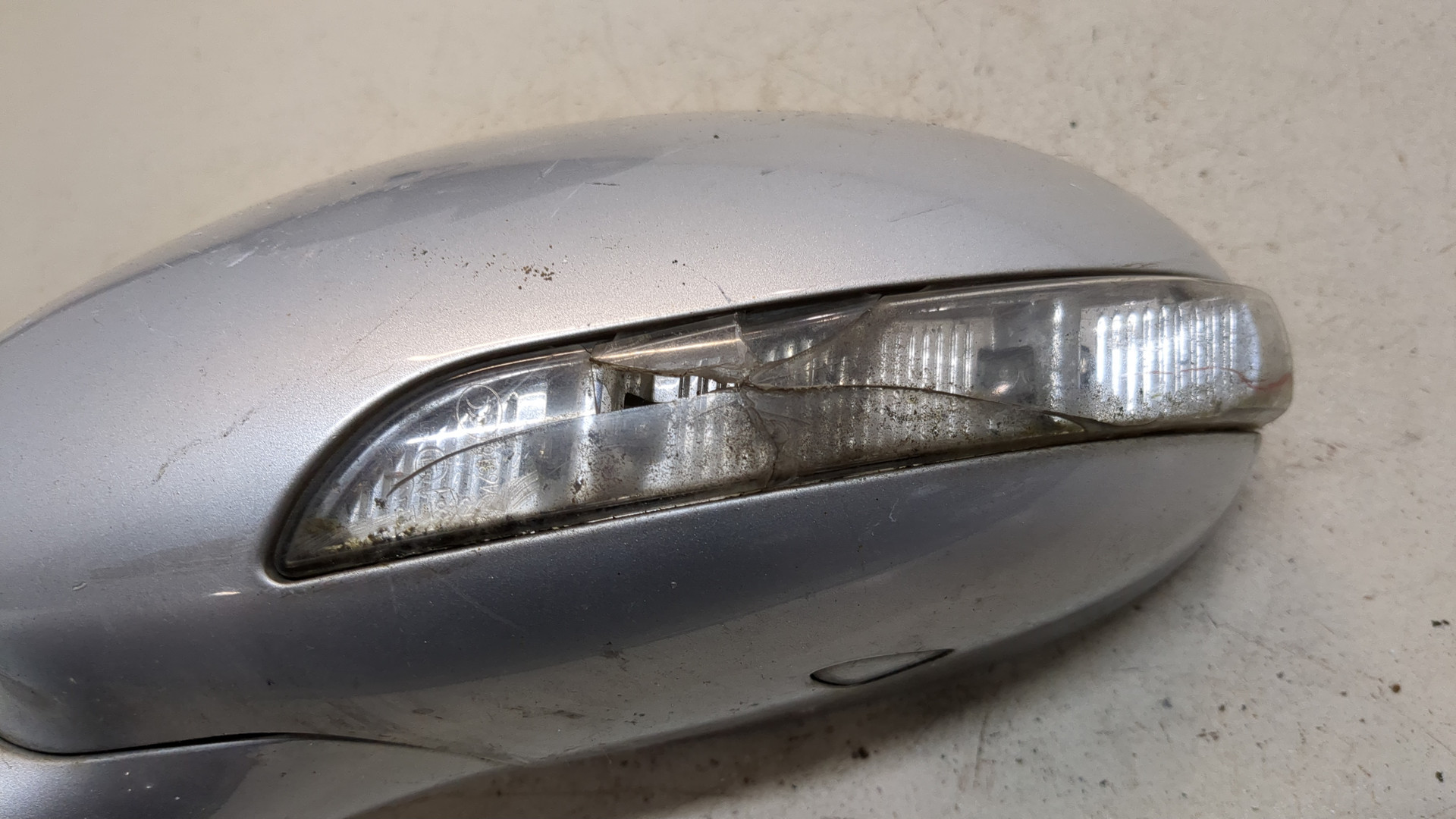 Зеркало левое электрическое