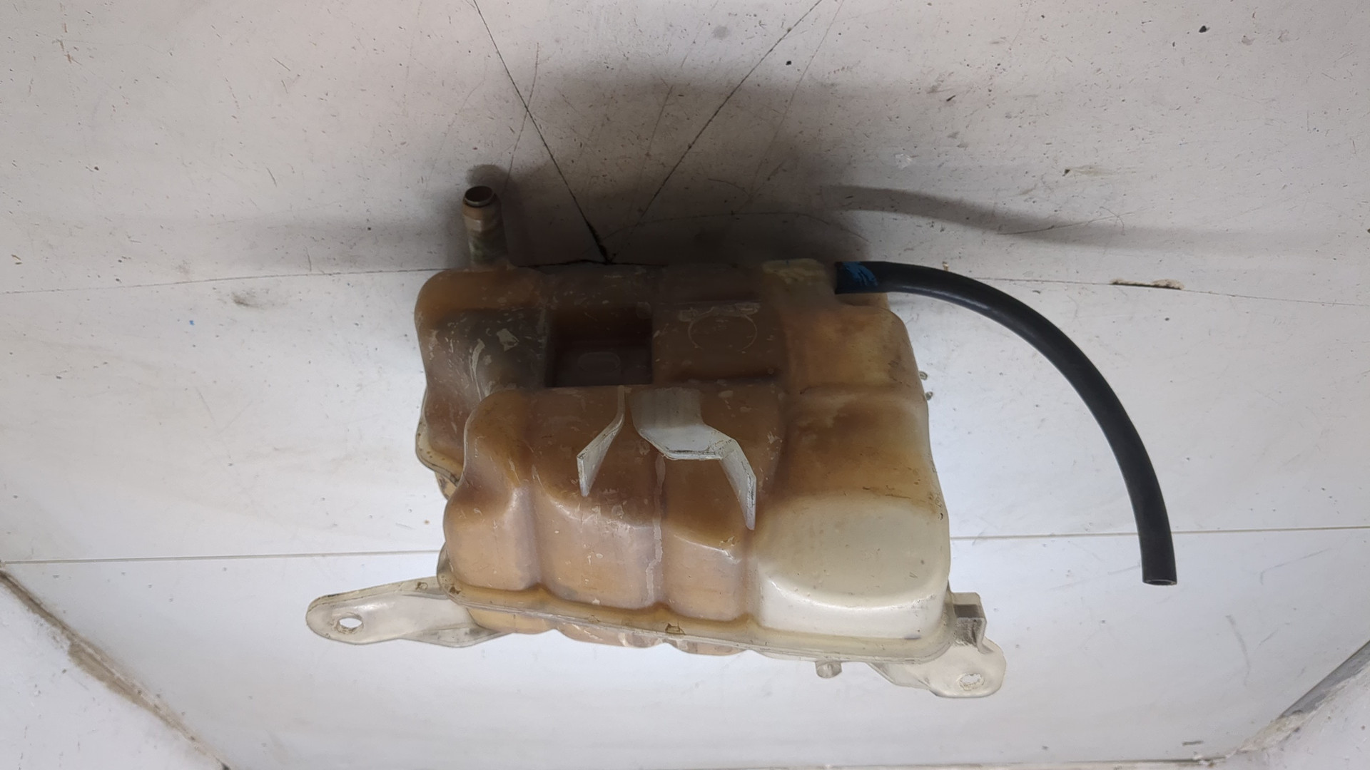 Бачок расширительный