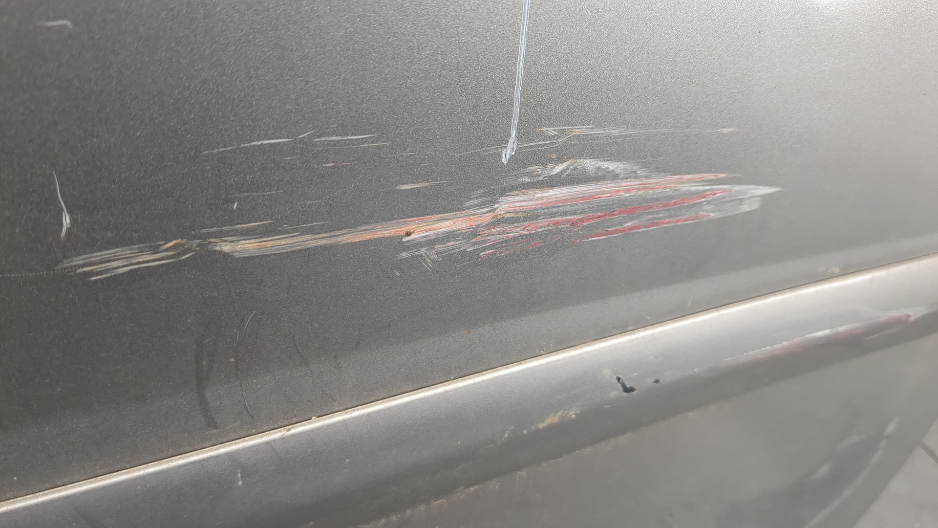 Дверь передняя правая