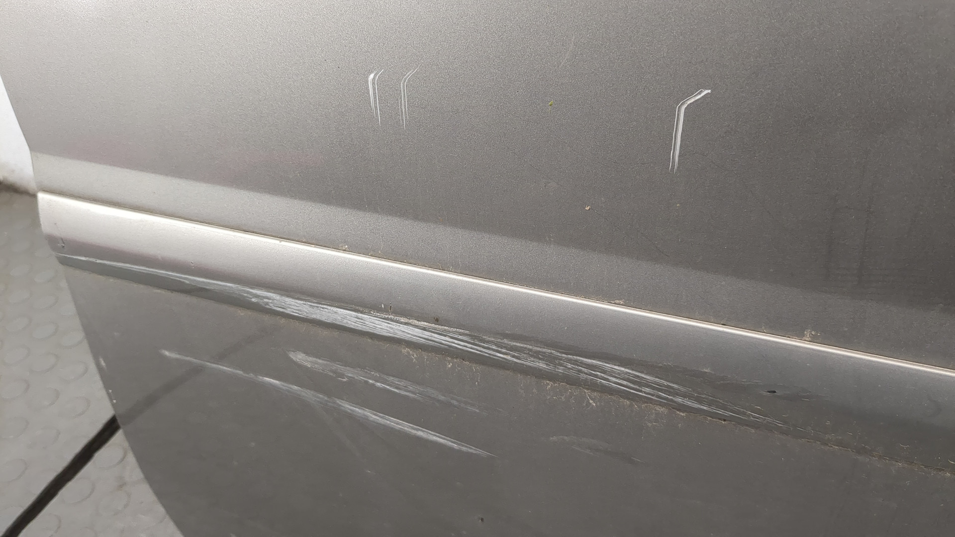 Дверь передняя правая