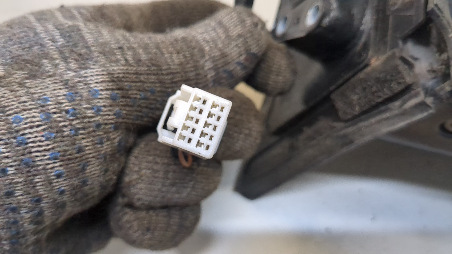 Зеркало правое электрическое