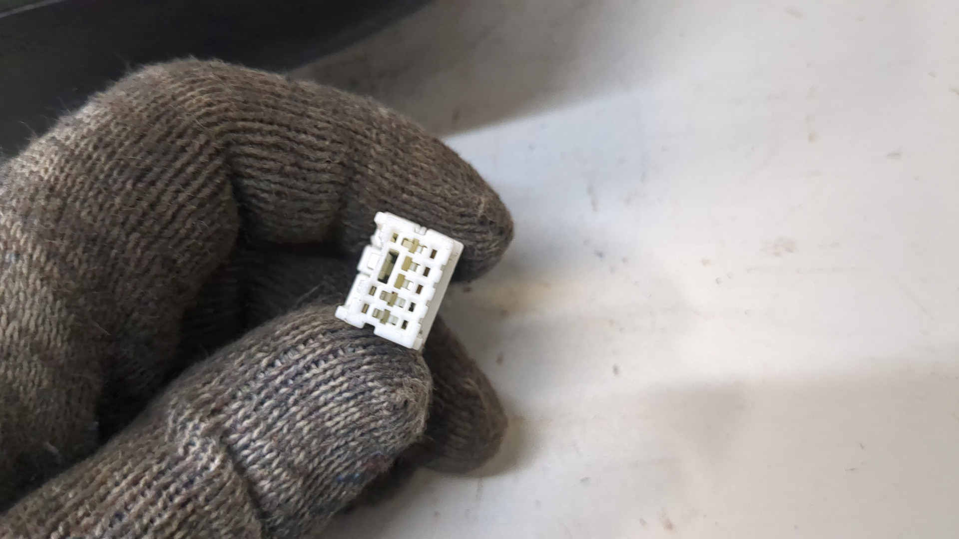 Зеркало правое электрическое