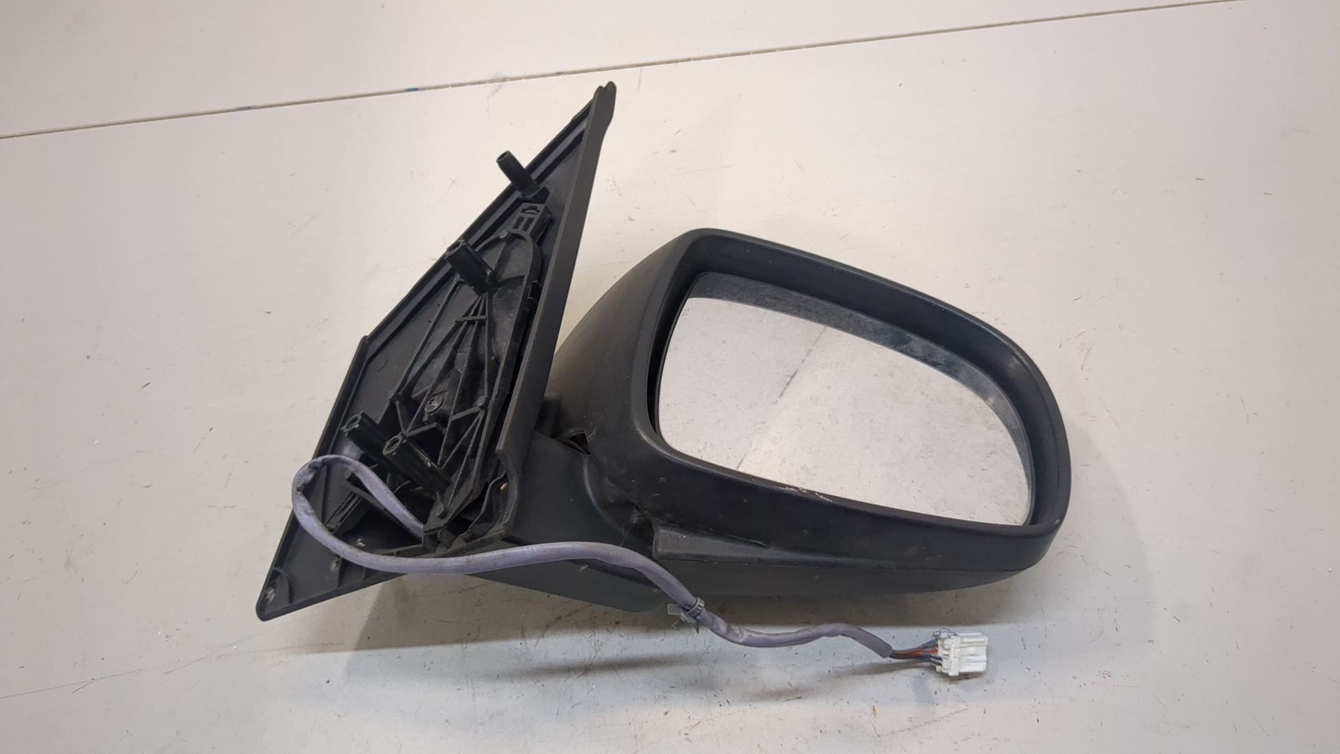 Зеркало правое электрическое