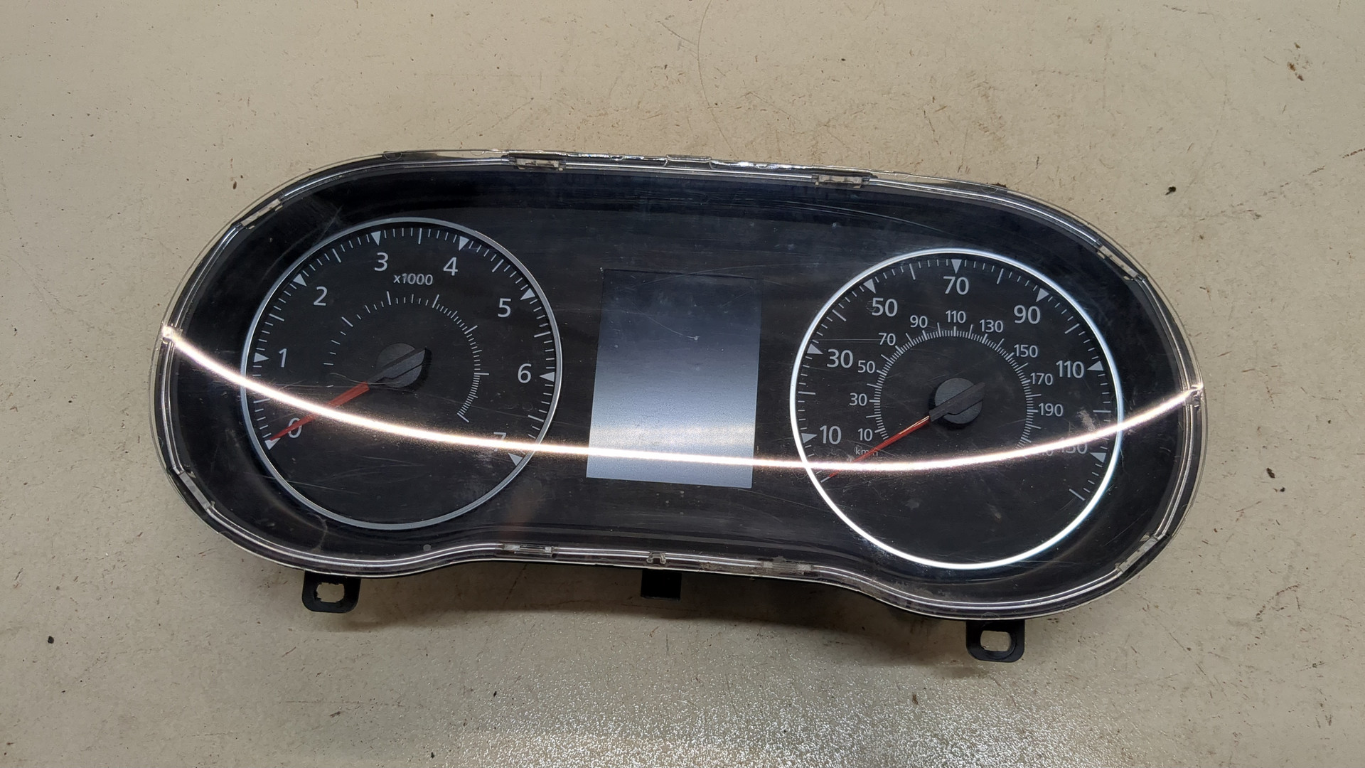 Панель приборов