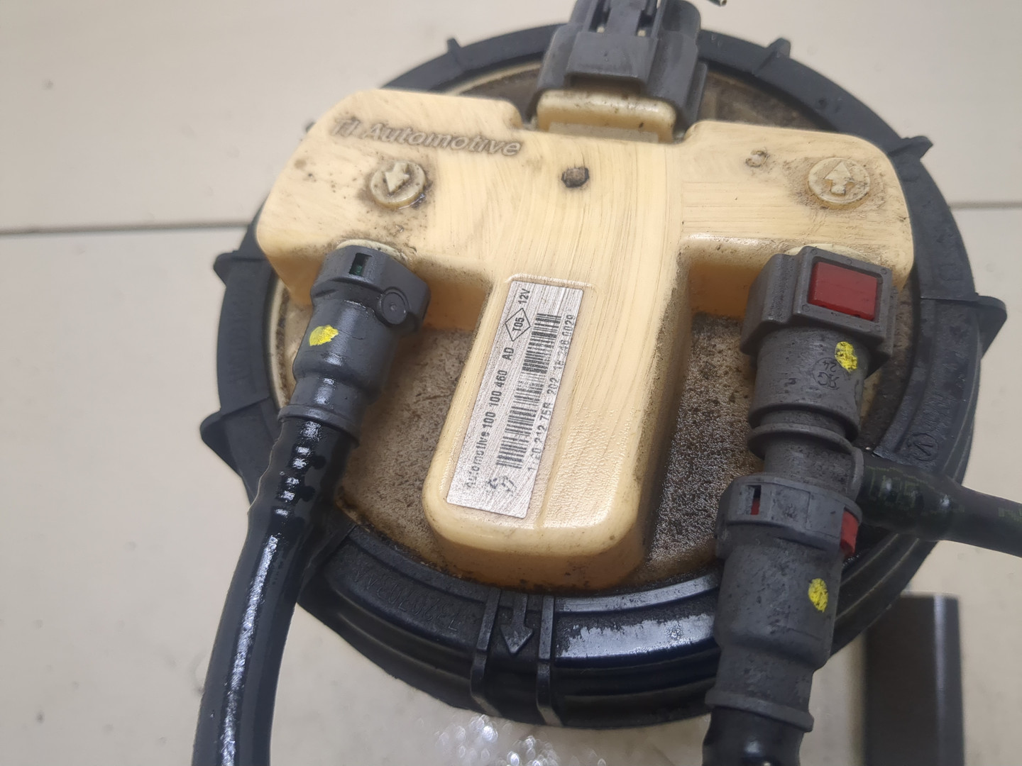 Насос топливный электрический