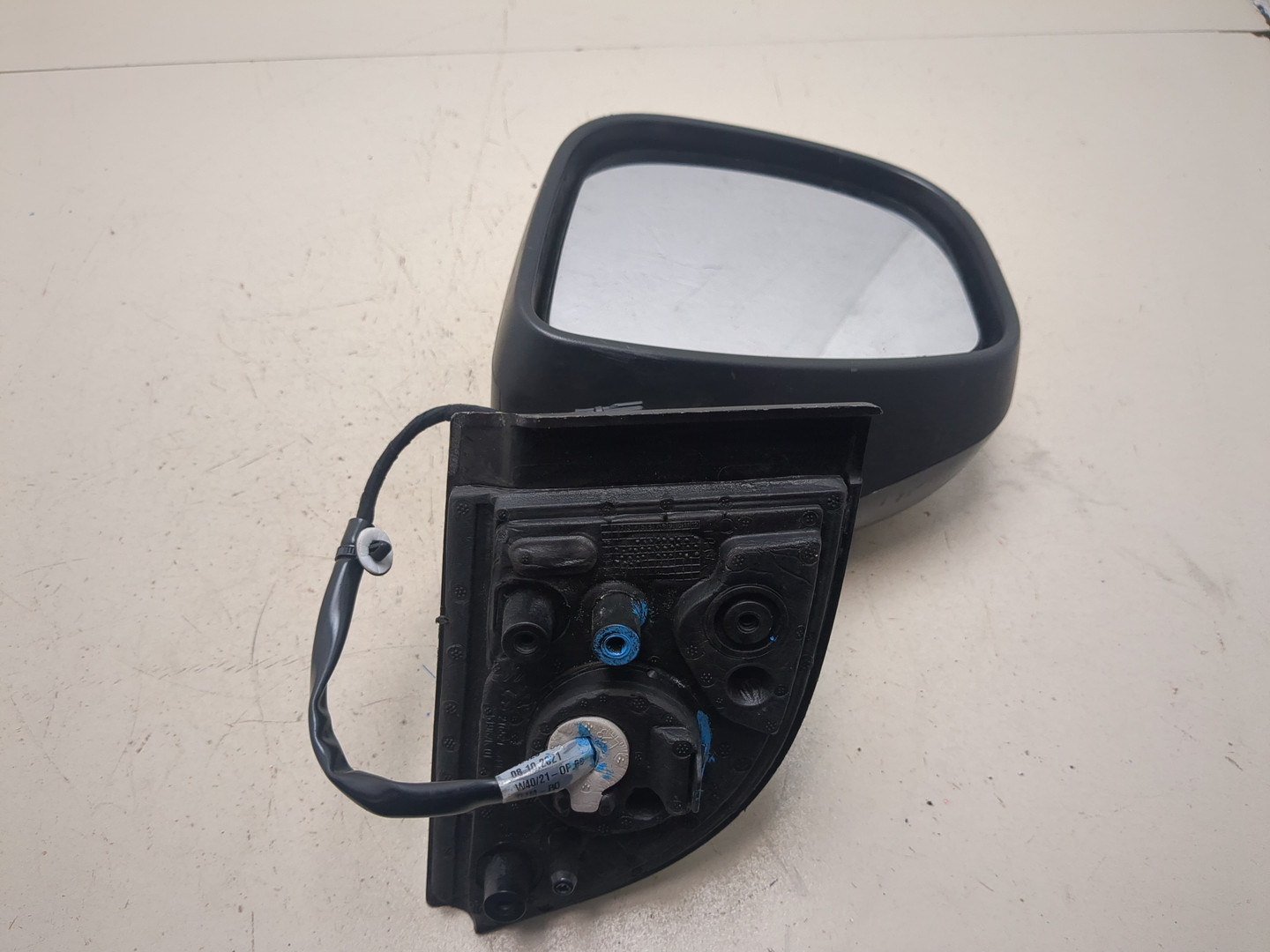 Зеркало левое электрическое