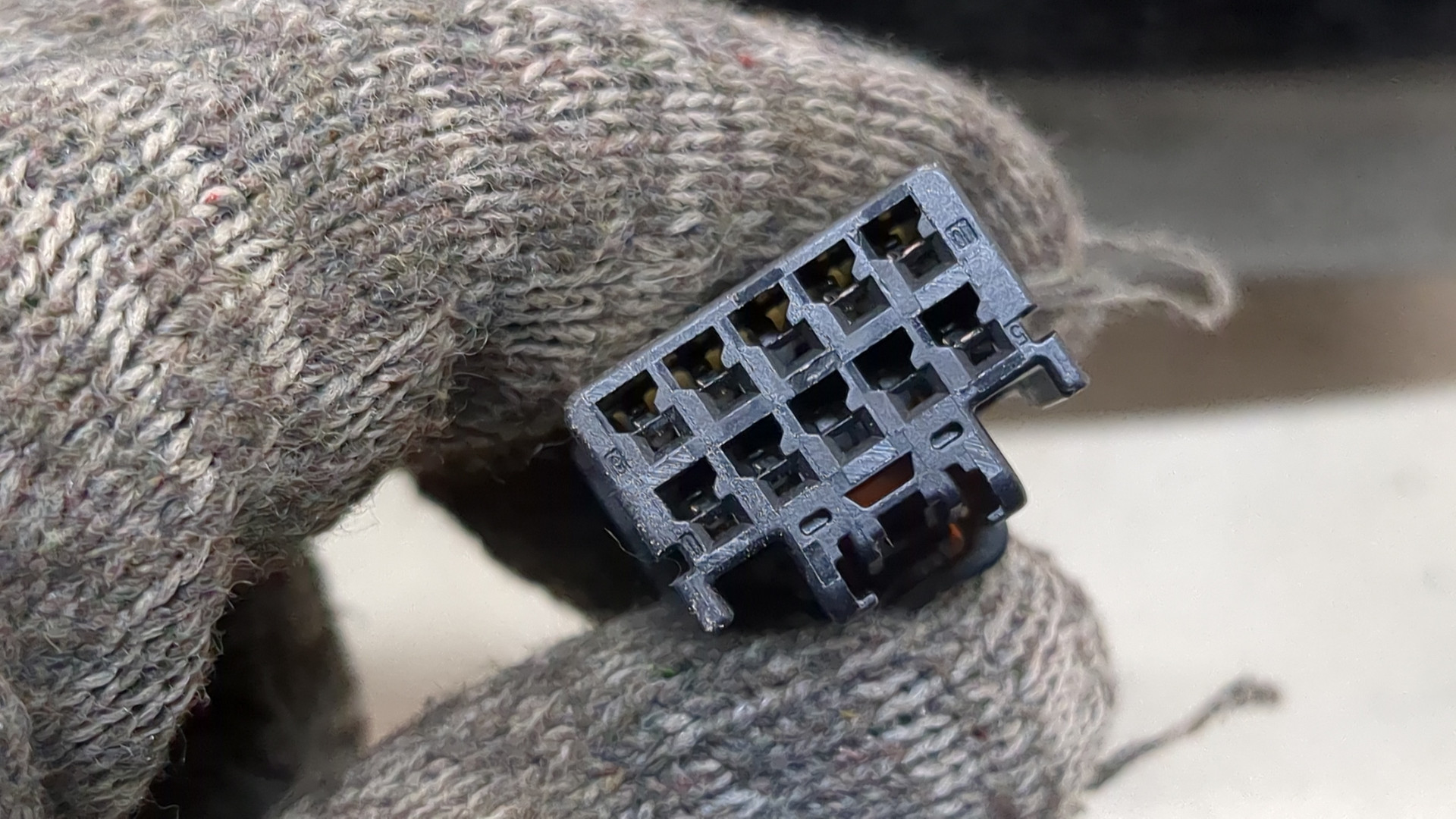 Зеркало левое электрическое