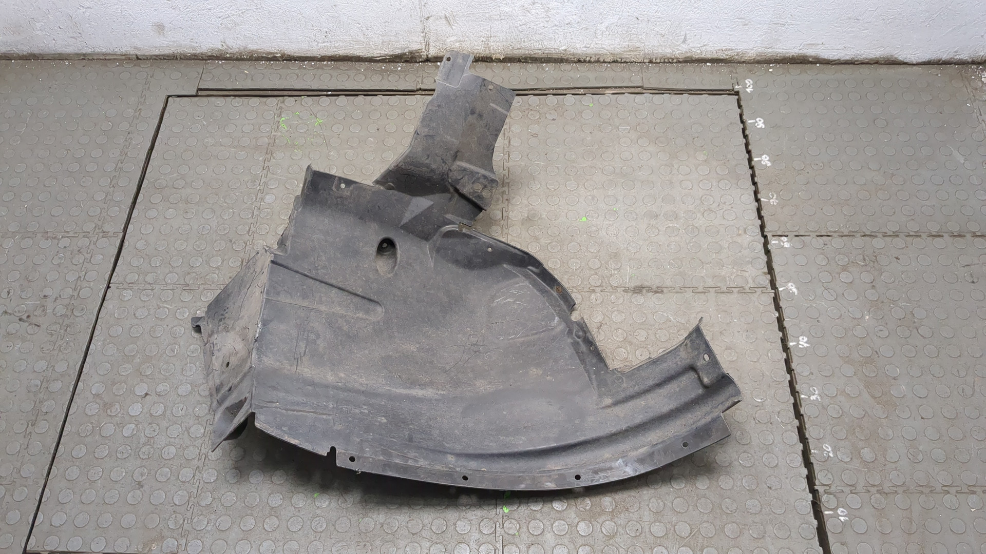 Локер передний левый