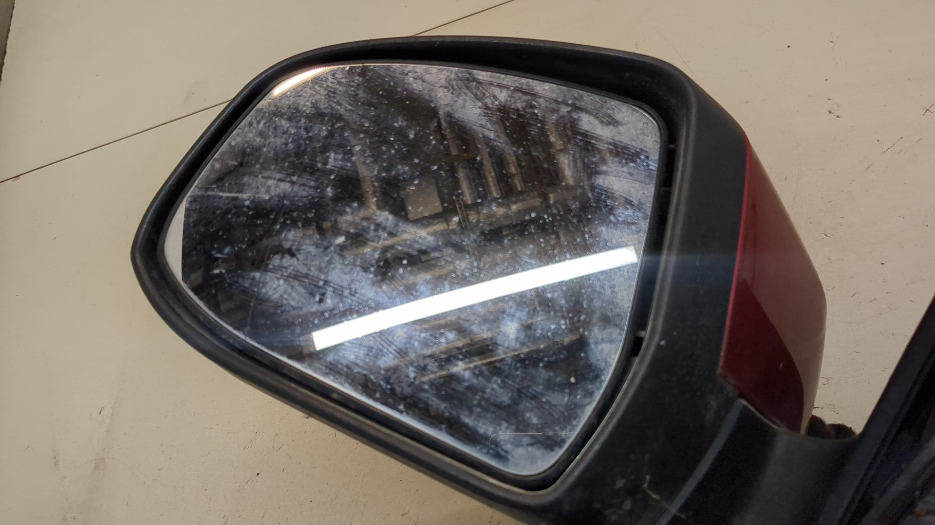 Зеркало левое электрическое