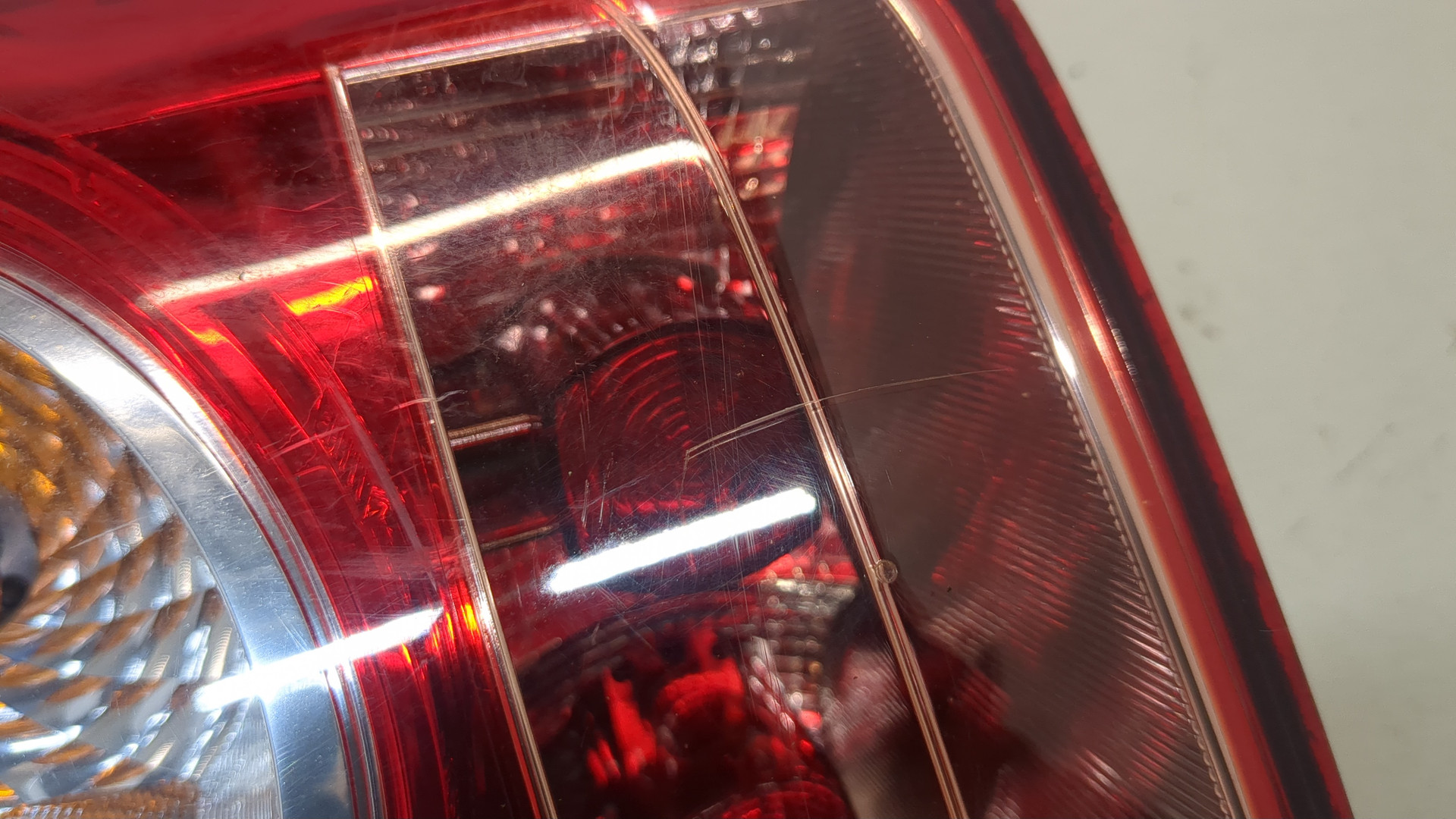 Фонарь задний правый