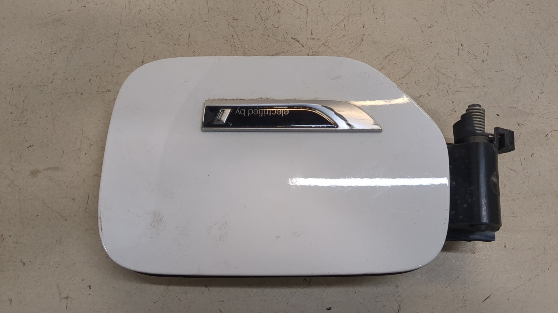 Лючок бензобака